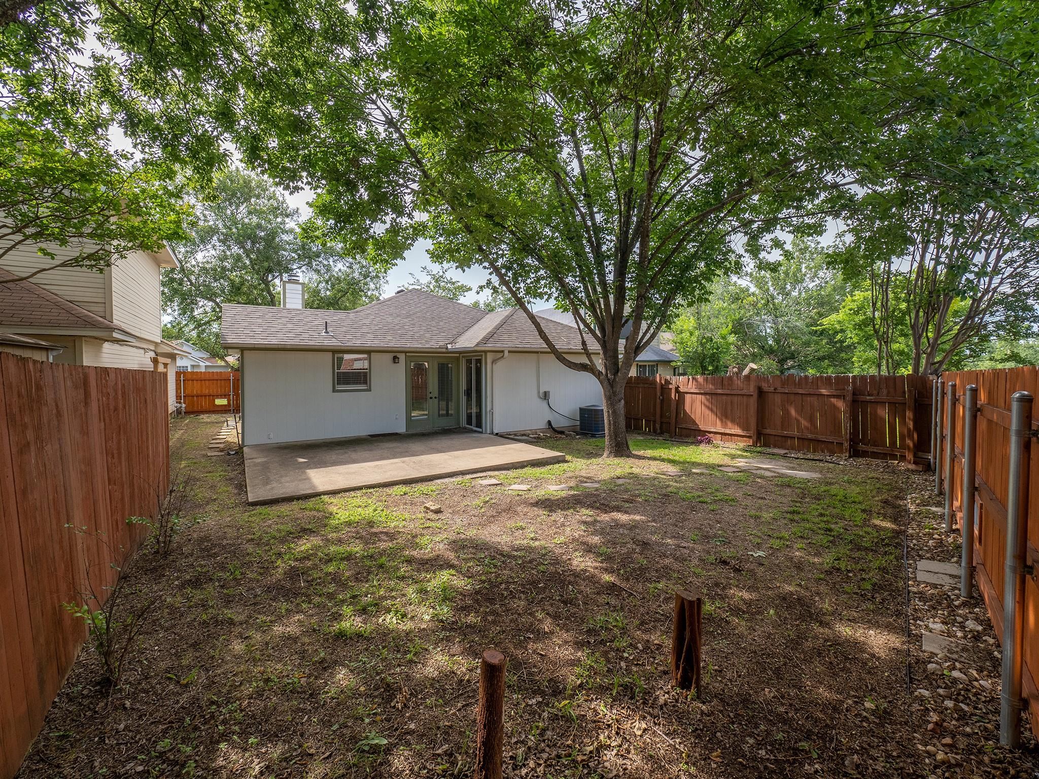 16829 Whitebrush Loop Property Photo 13