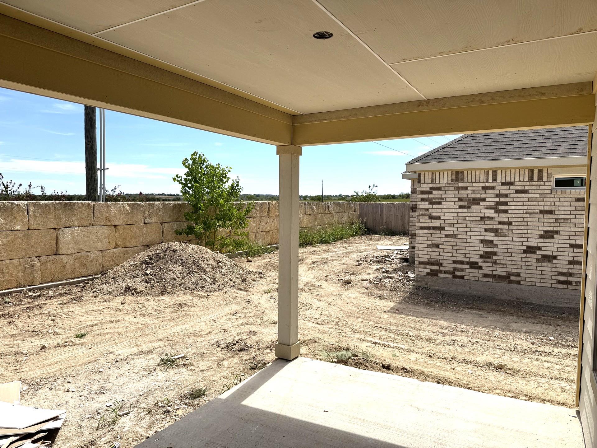 604 Quail Convey Dr Property Photo 4