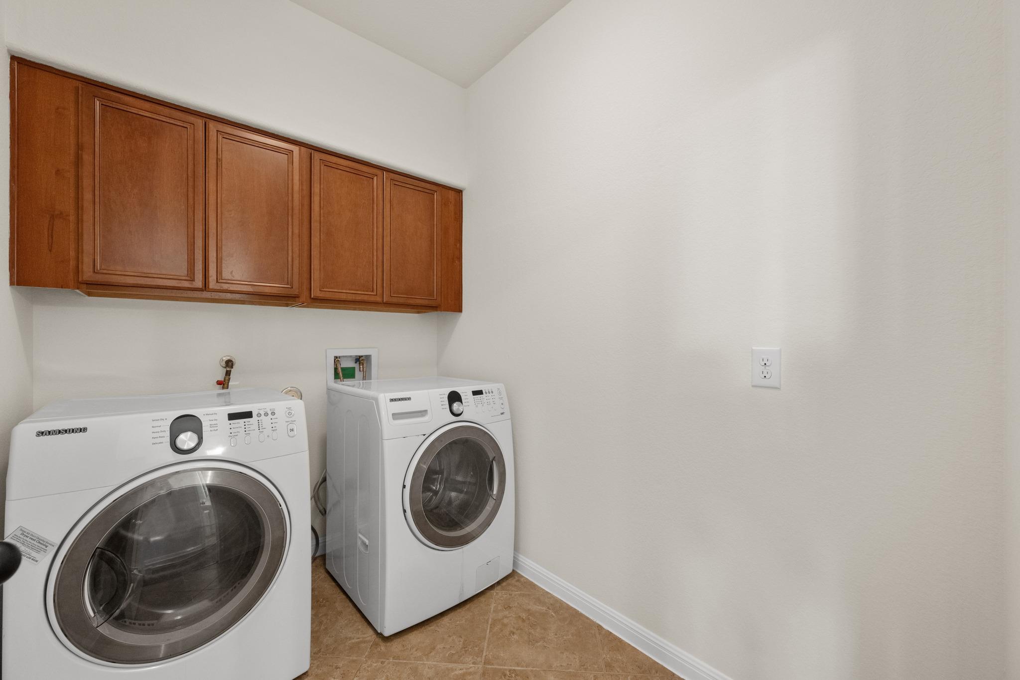 608 Royal Burgess Dr Property Photo 33