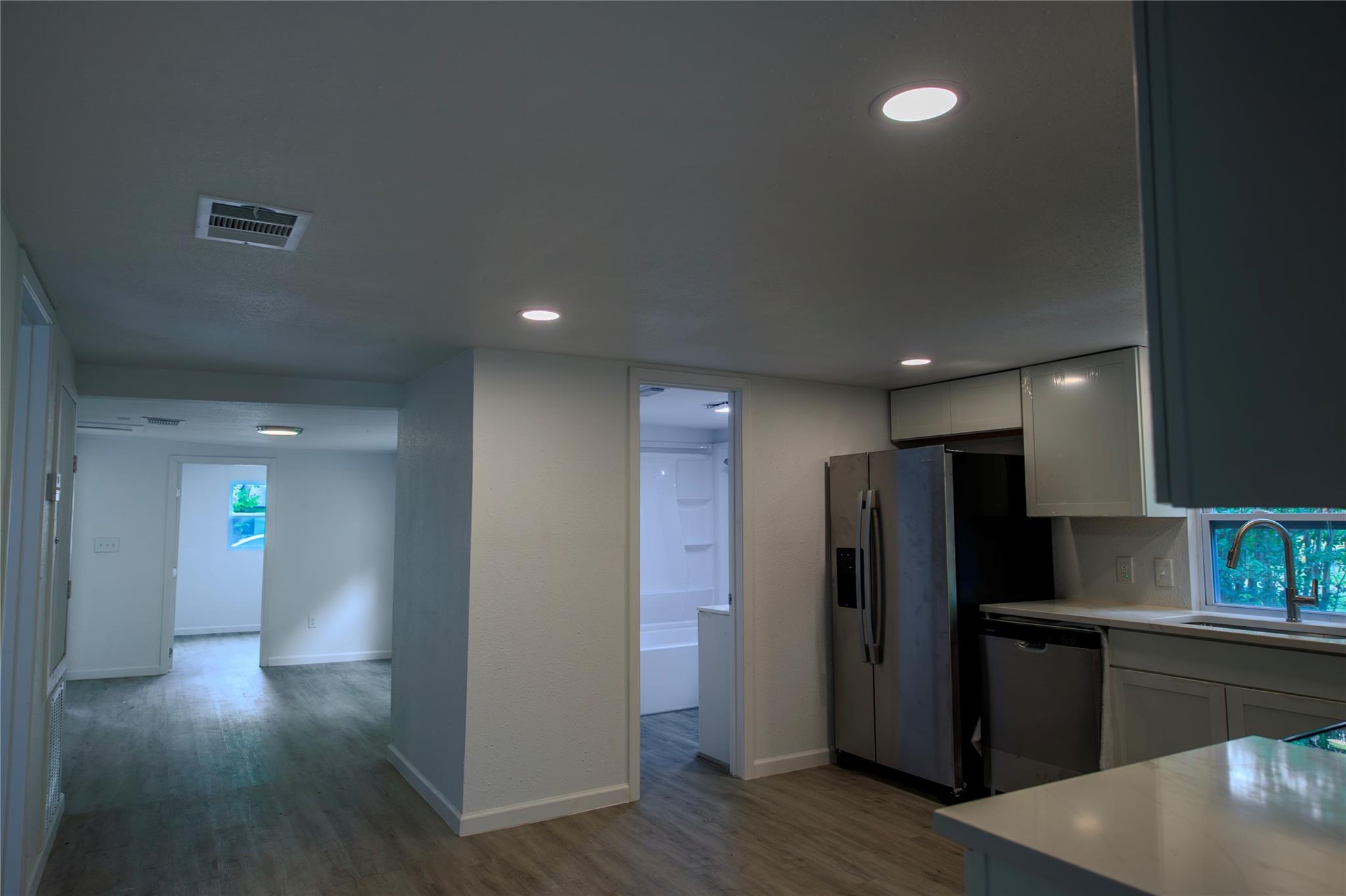 2206 San Jose St Property Photo 5