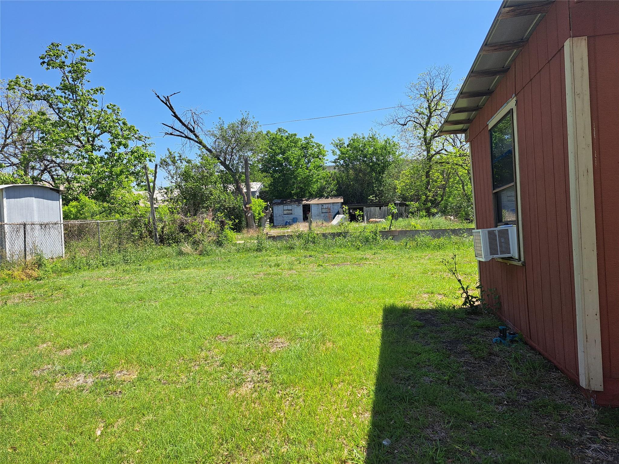 155 Hernandez Ln Property Photo 7