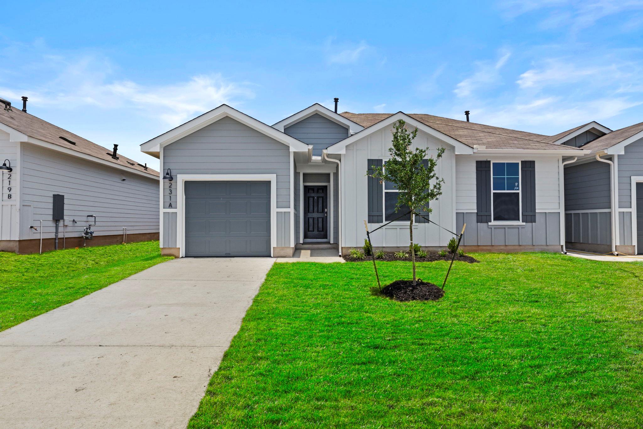 231 Harrison Xing #a Property Photo 1