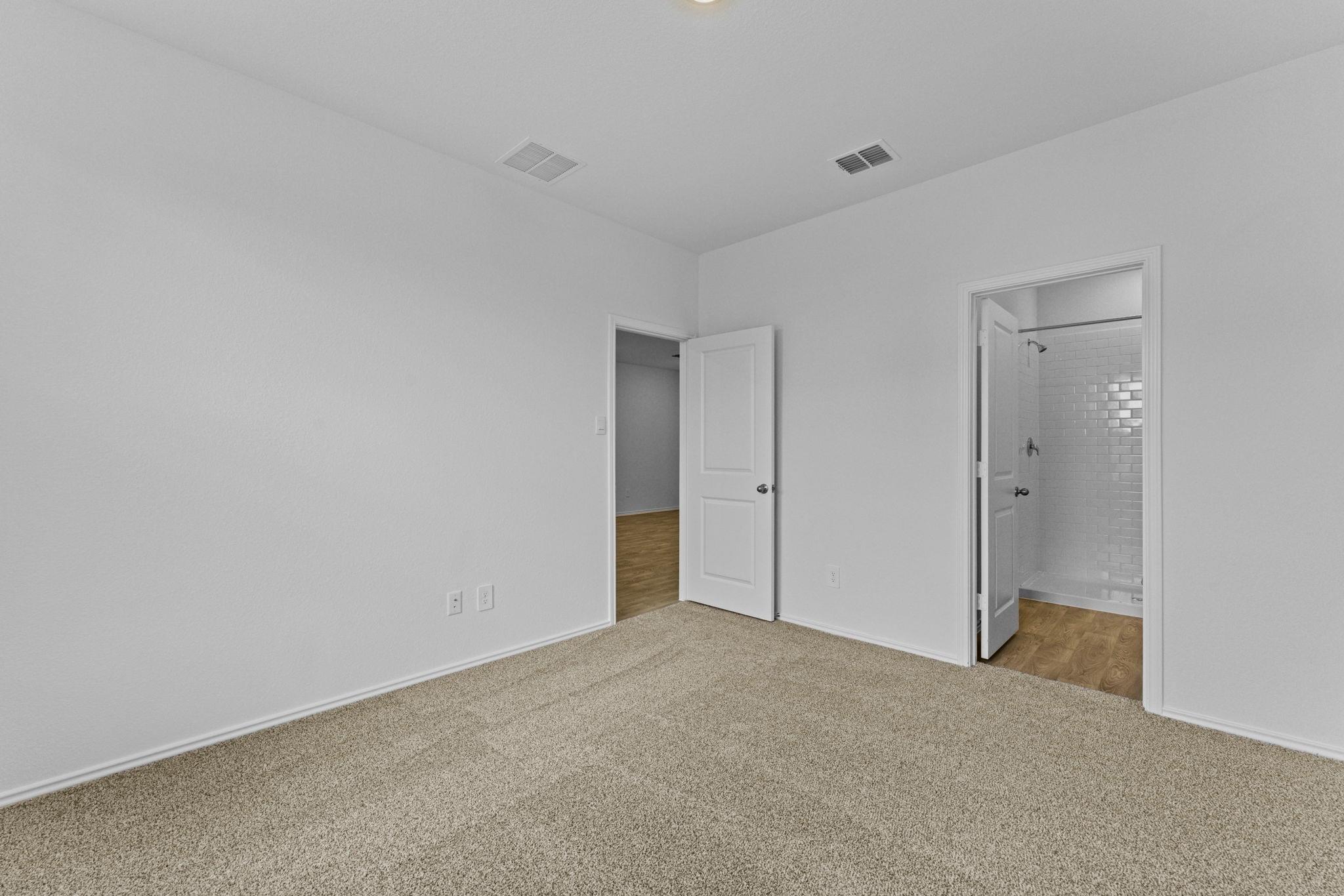 231 Harrison Xing #a Property Photo 18
