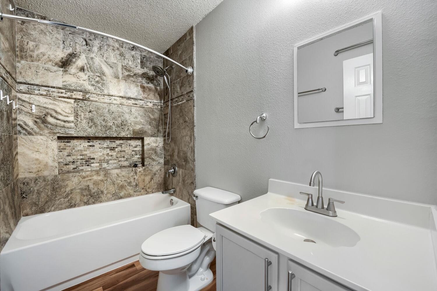 1407 Bullhill Cv Property Photo 24