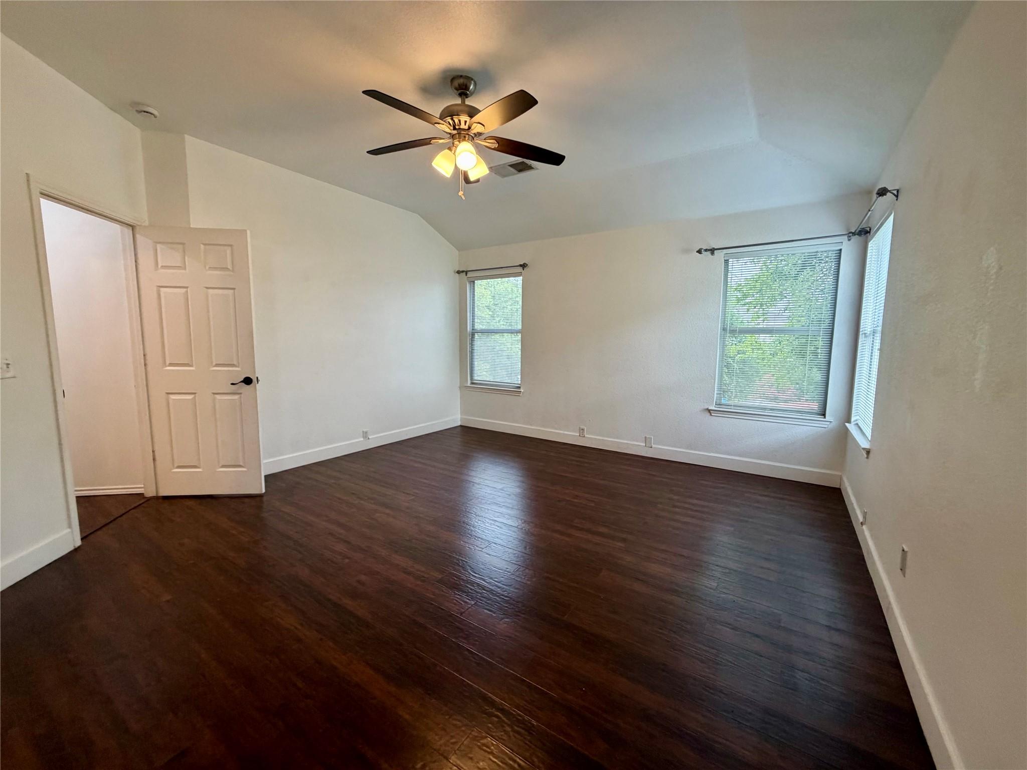 804 Tapestry Cv Property Photo 15