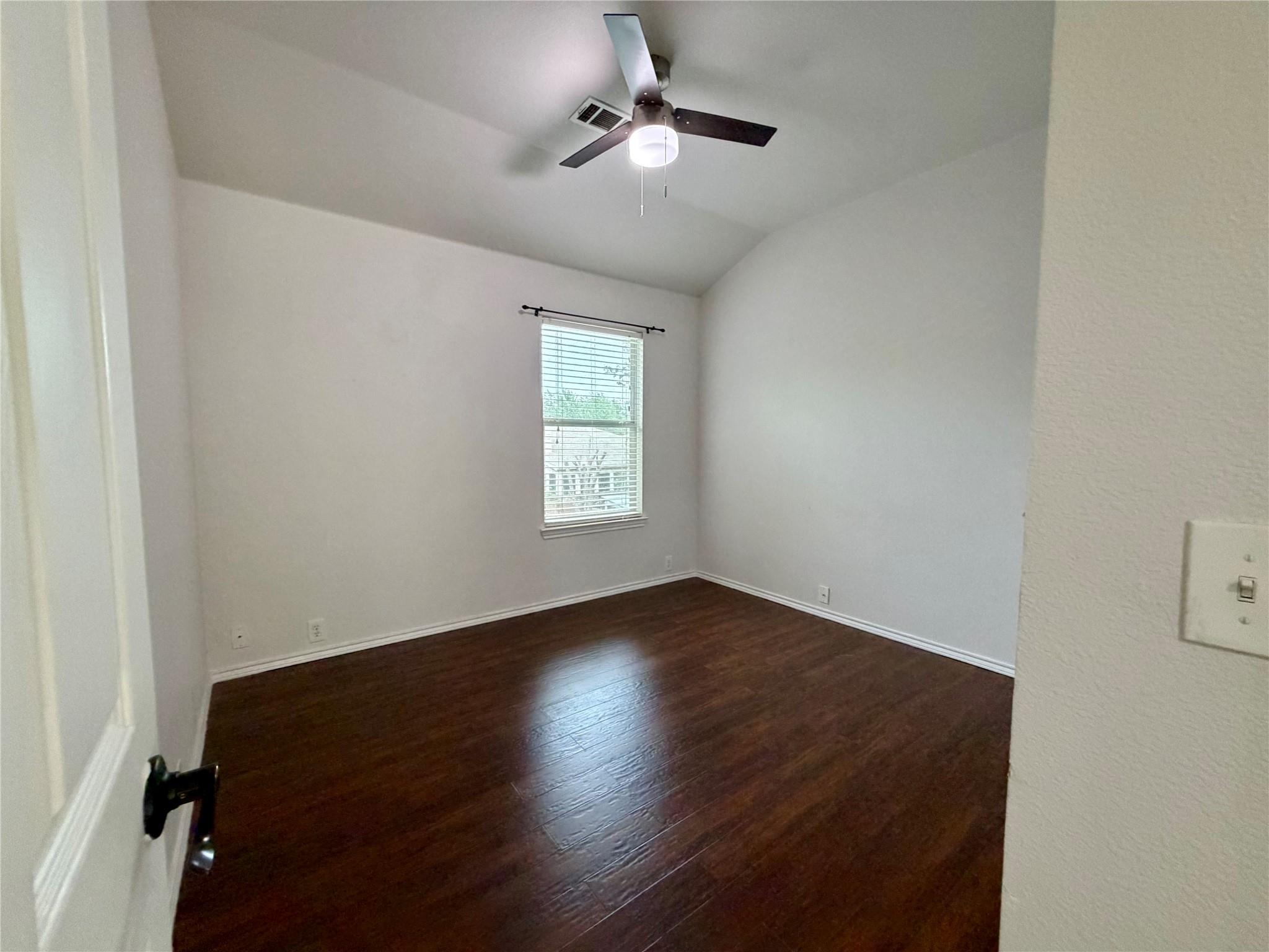 804 Tapestry Cv Property Photo 23