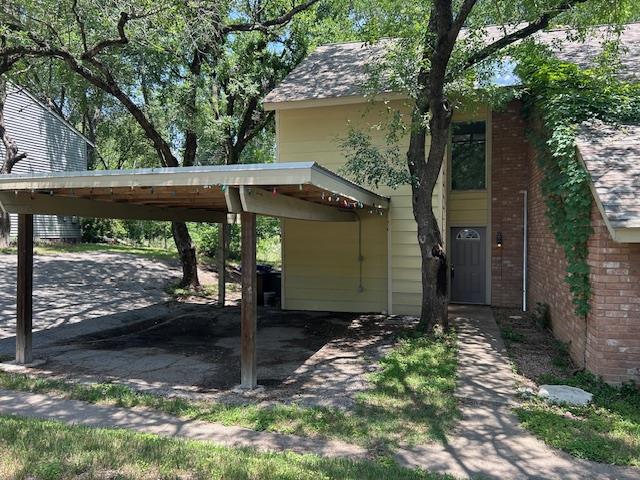 1616 Elmhurst Dr #b Property Photo 1