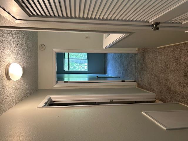 1616 Elmhurst Dr #b Property Photo 8
