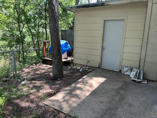 1616 Elmhurst Dr #b Property Photo 9