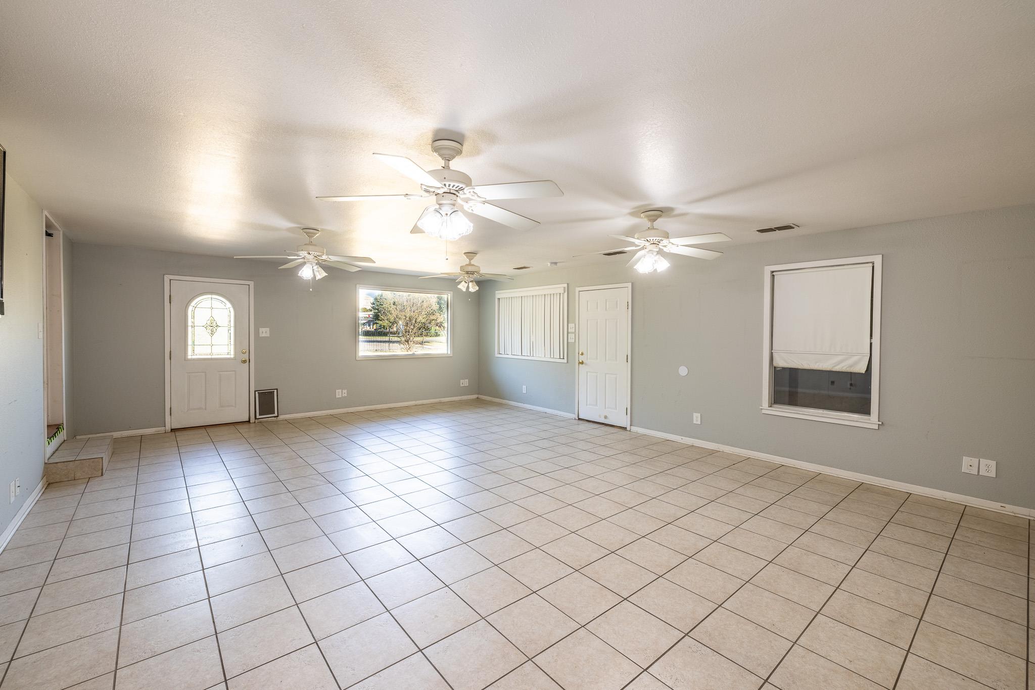 1724 Hickston St Property Photo 20