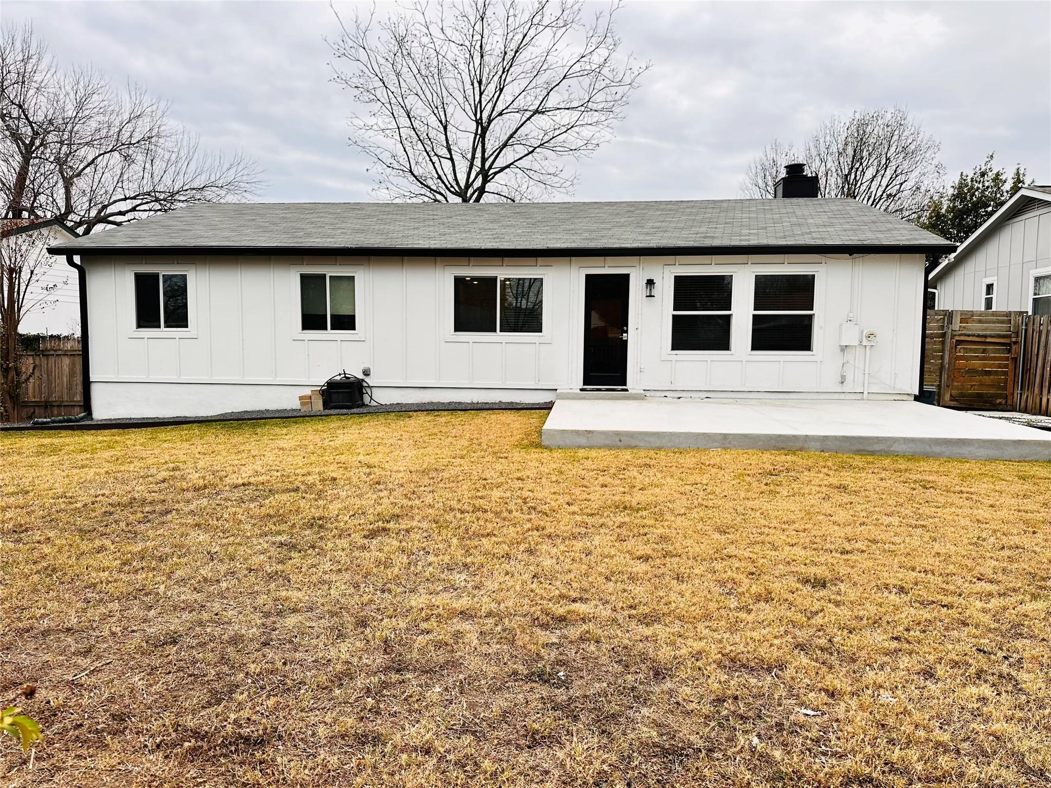1608 Charolais Dr Property Photo 2