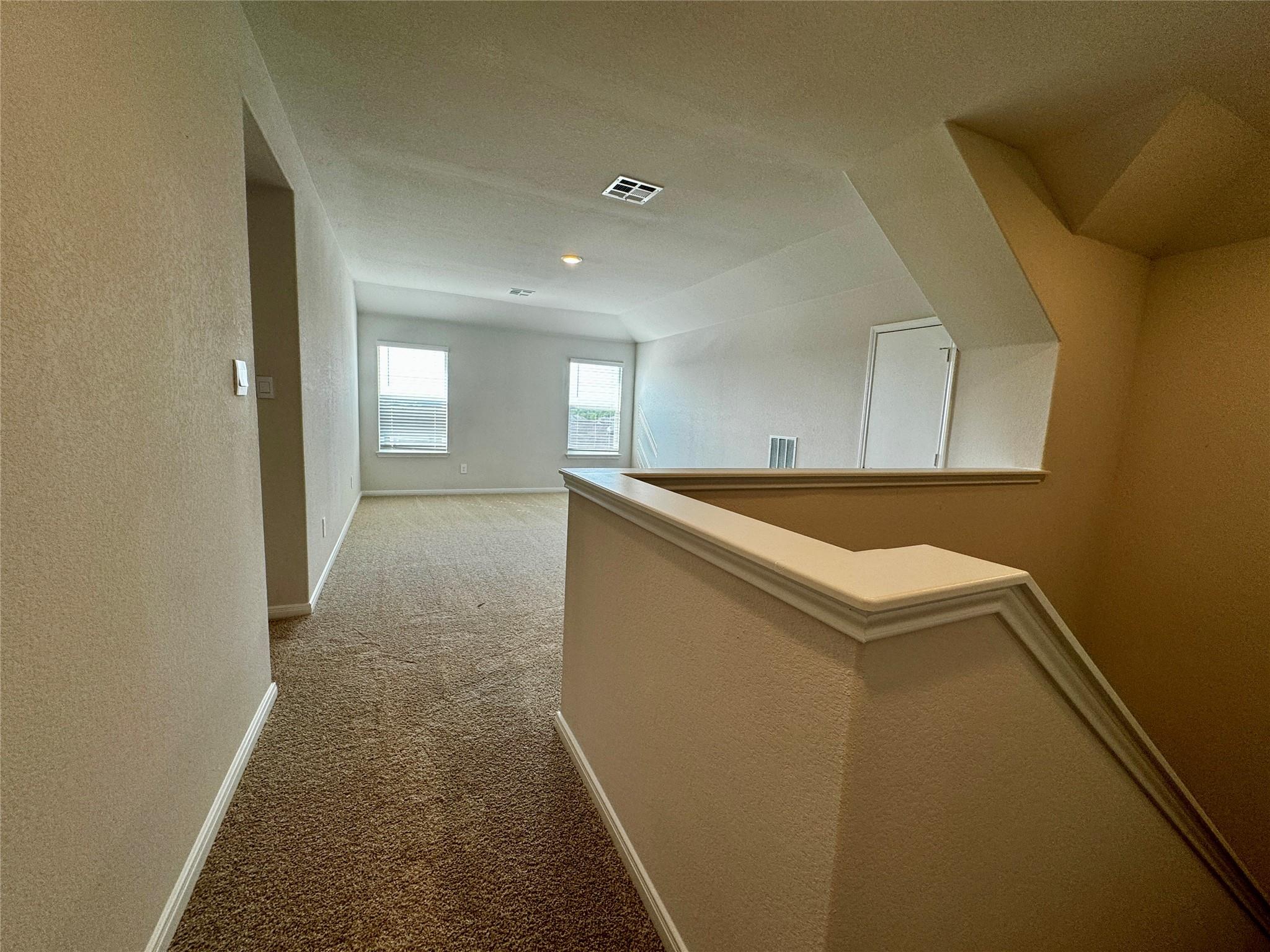 115 Bethpage Dr Property Photo 20