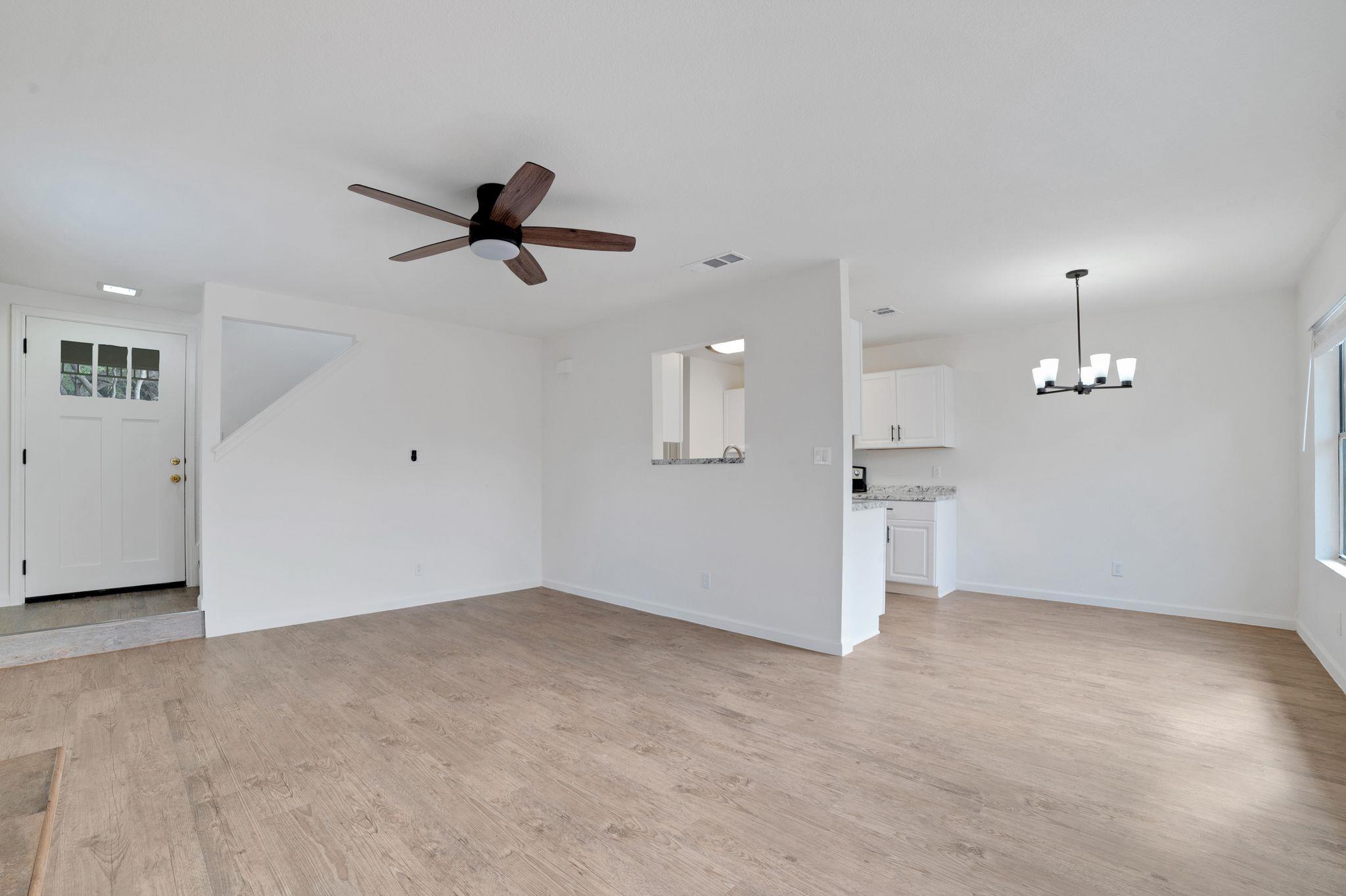 387 Fantail Loop Property Photo 16
