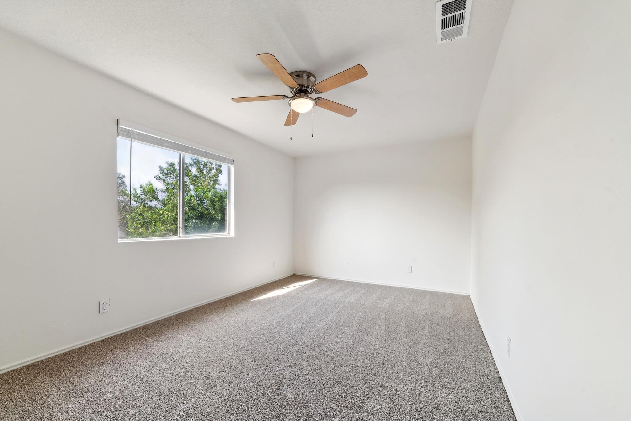 387 Fantail Loop Property Photo 19