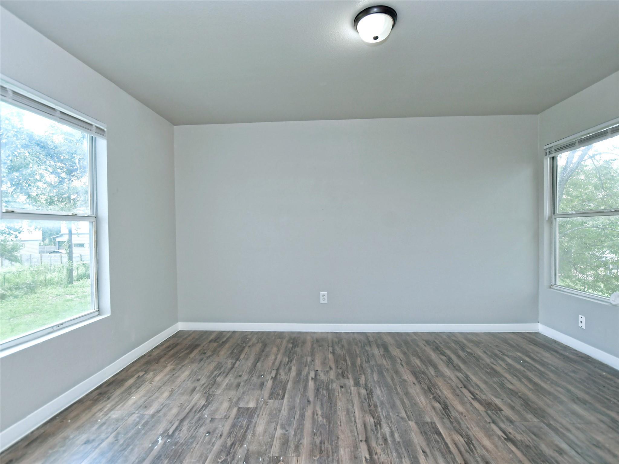 6121 Ponca St #b Property Photo 9
