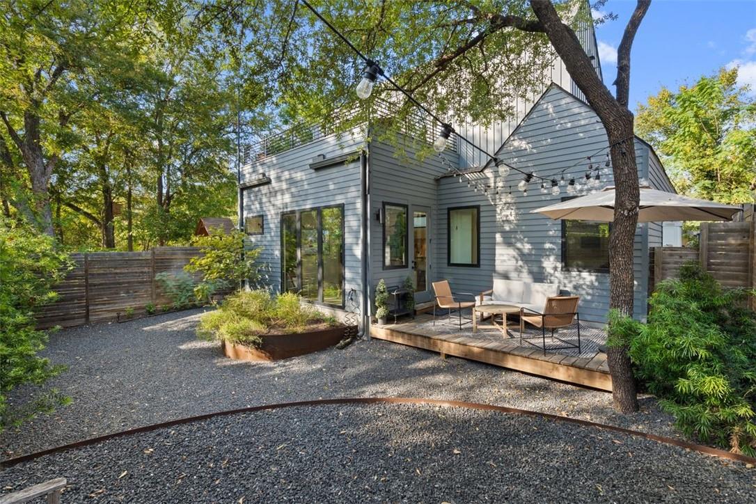 707 E Live Oak St #2 Property Photo 1