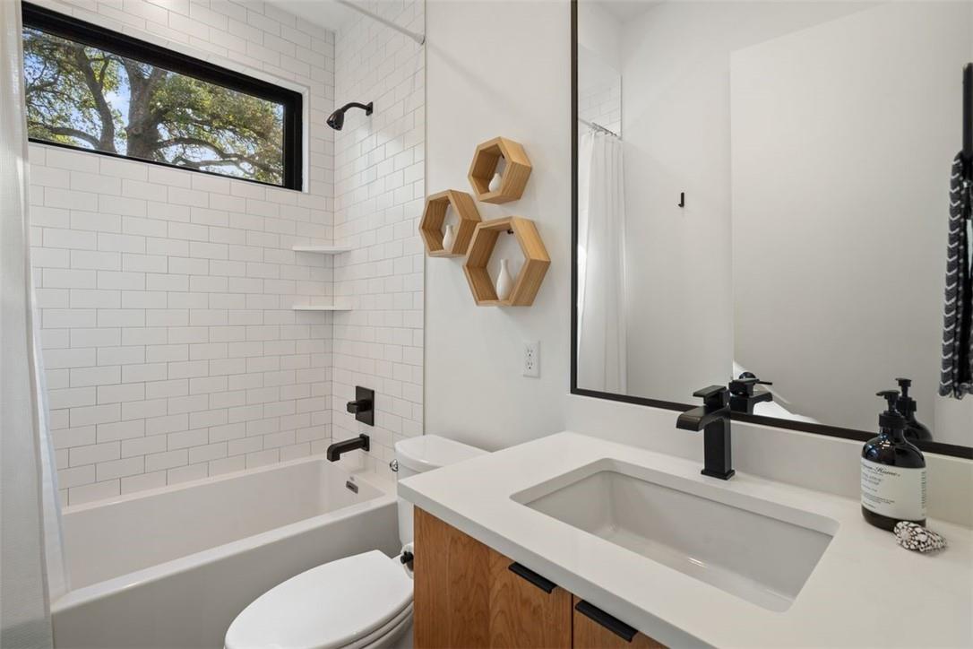 707 E Live Oak St #2 Property Photo 34
