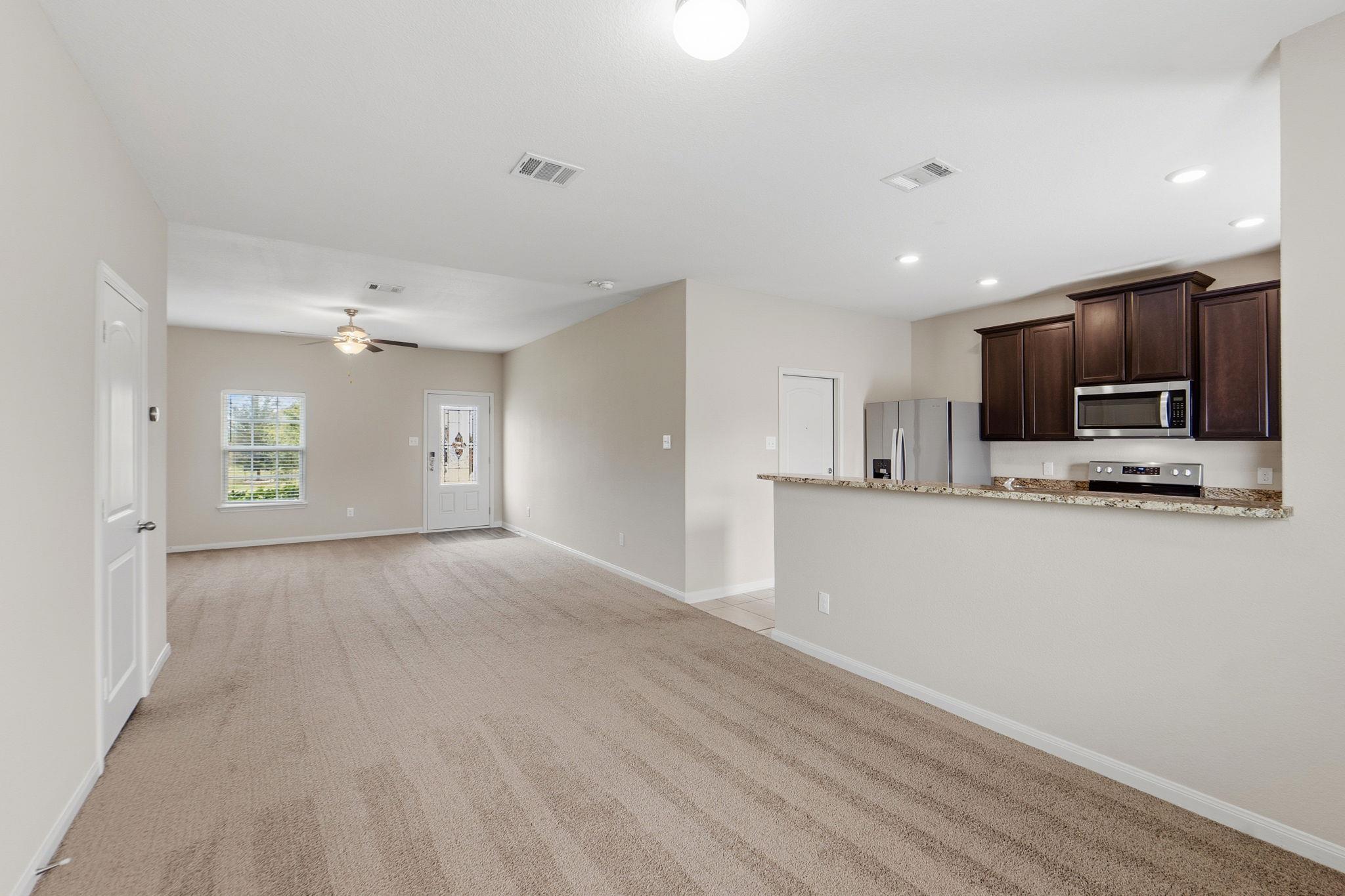 1579 Violet Ln Property Photo 7