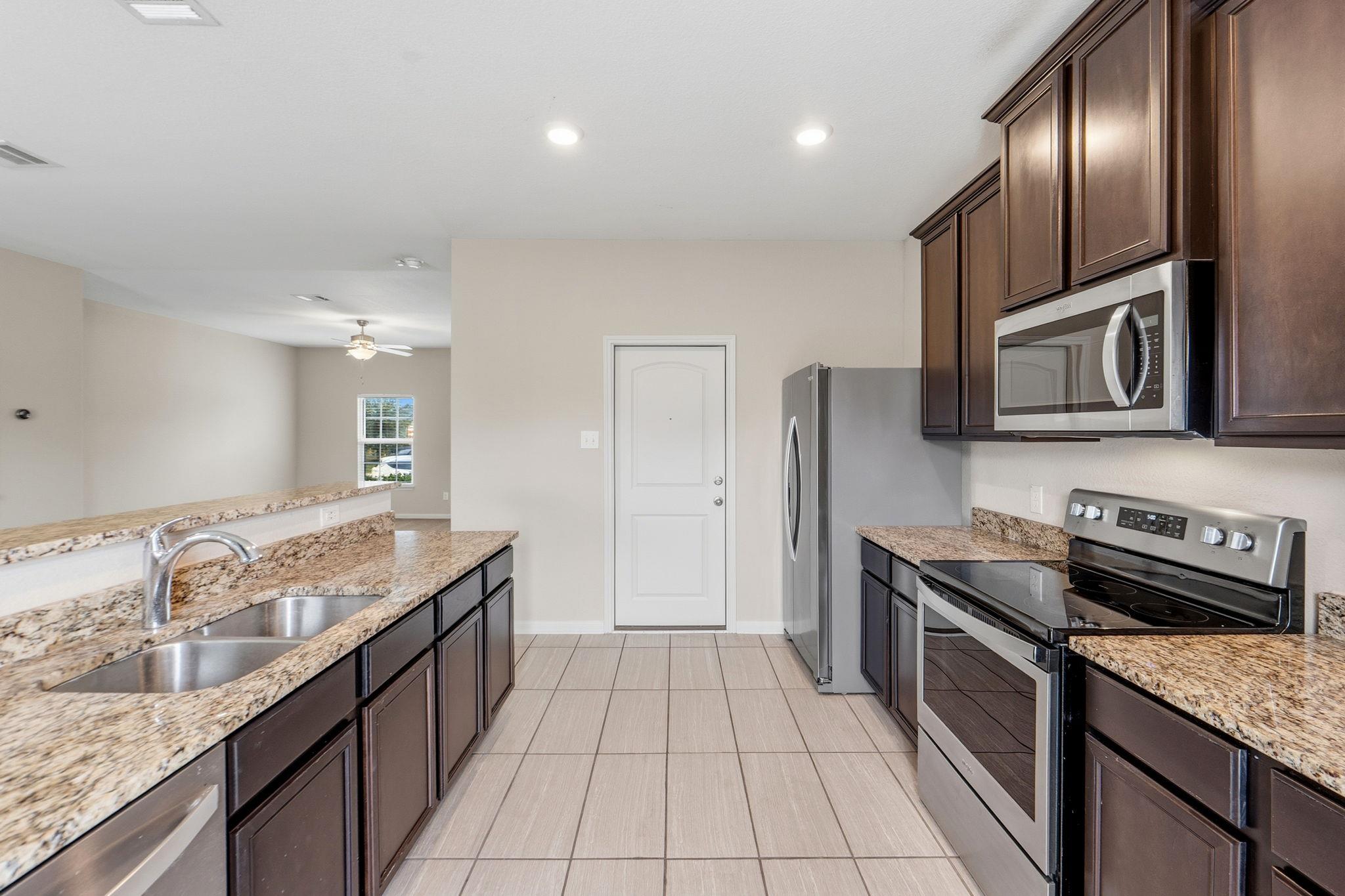 1579 Violet Ln Property Photo 11