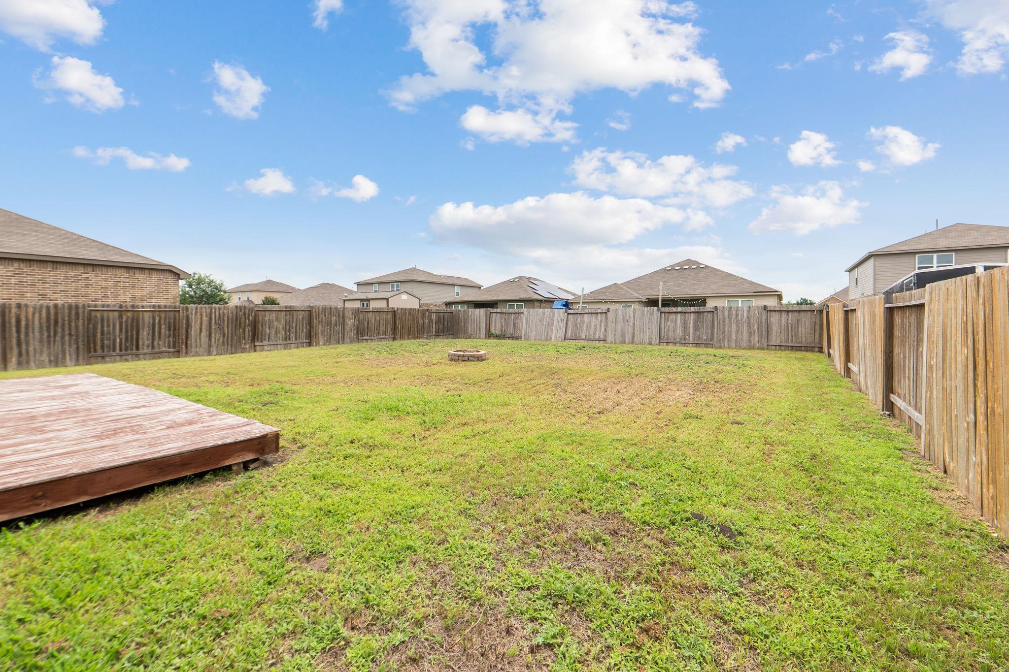 1579 Violet Ln Property Photo 29