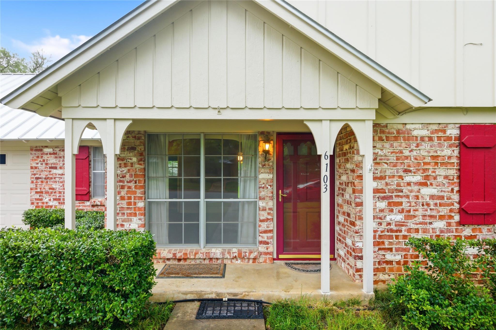 6103 Janey Dr Property Photo 4