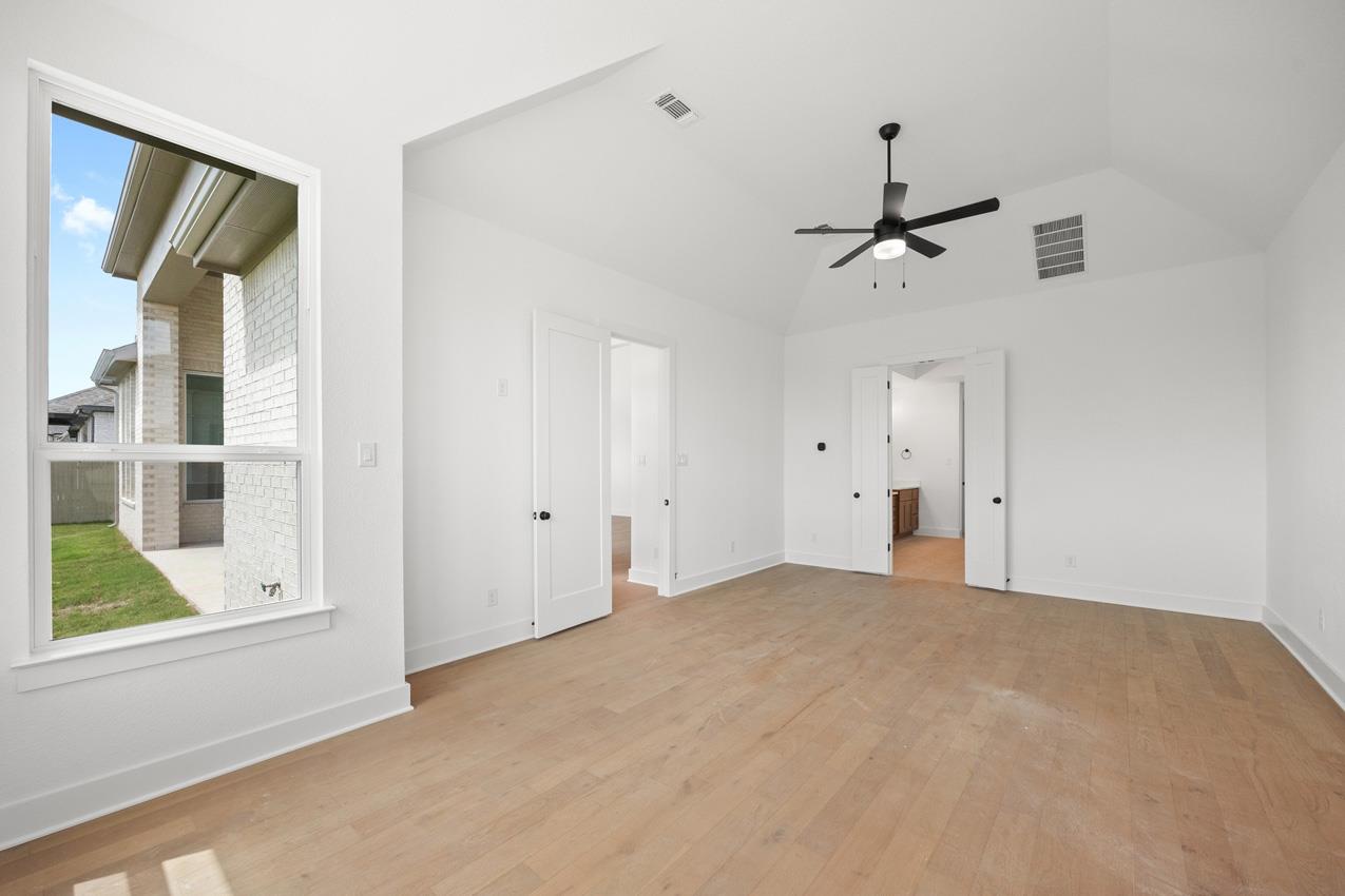 260 Jates Field Bnd Property Photo 9