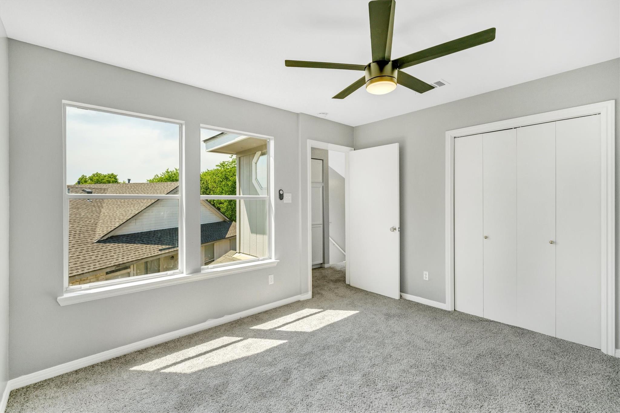 516 Gregory Ct Property Photo 13