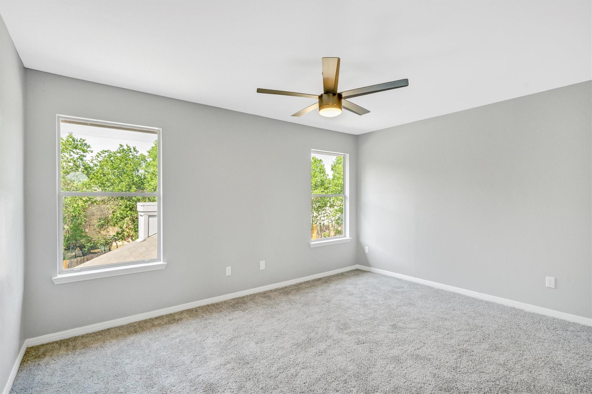 516 Gregory Ct Property Photo 15