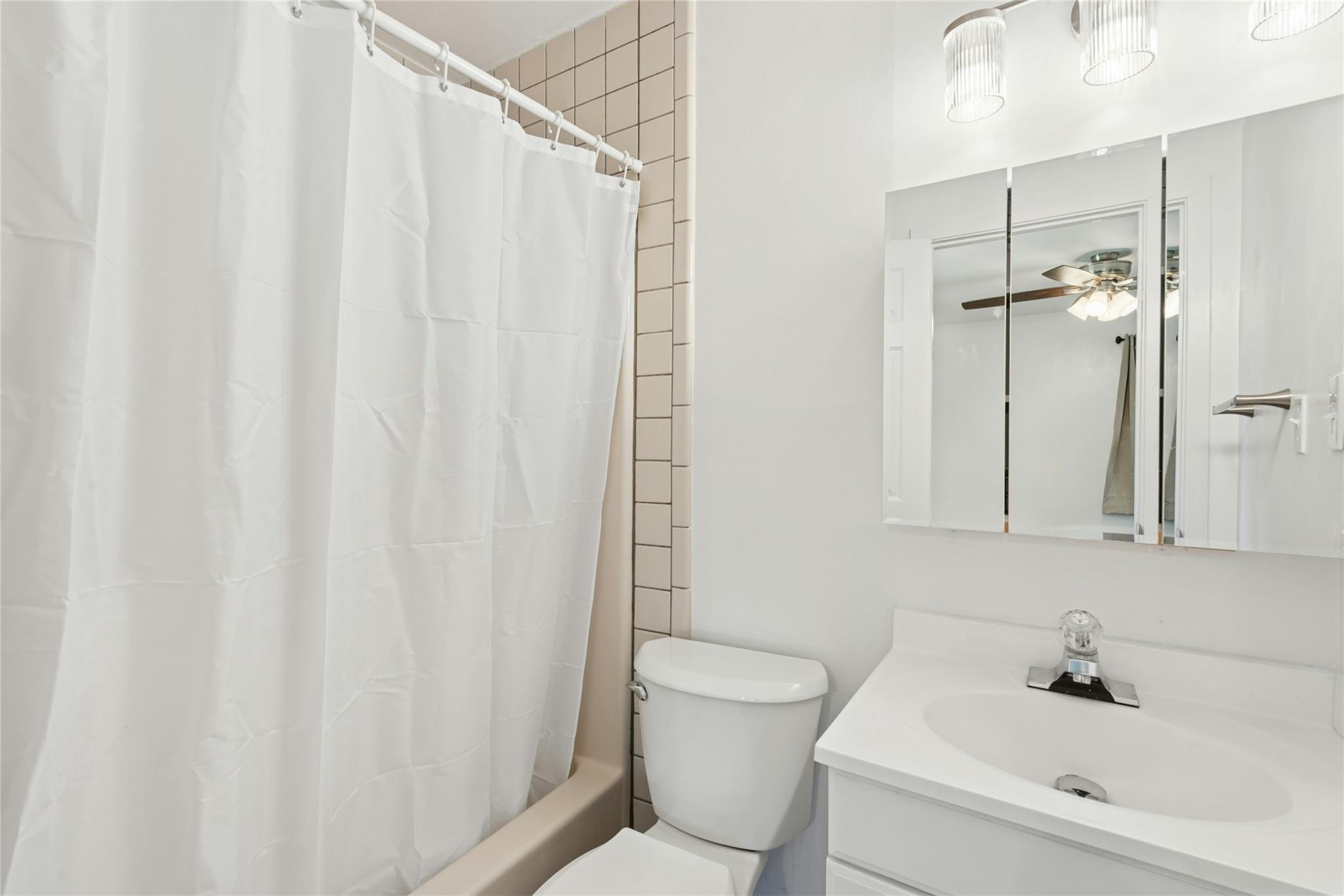 2307 W Riviera Dr Property Photo 18