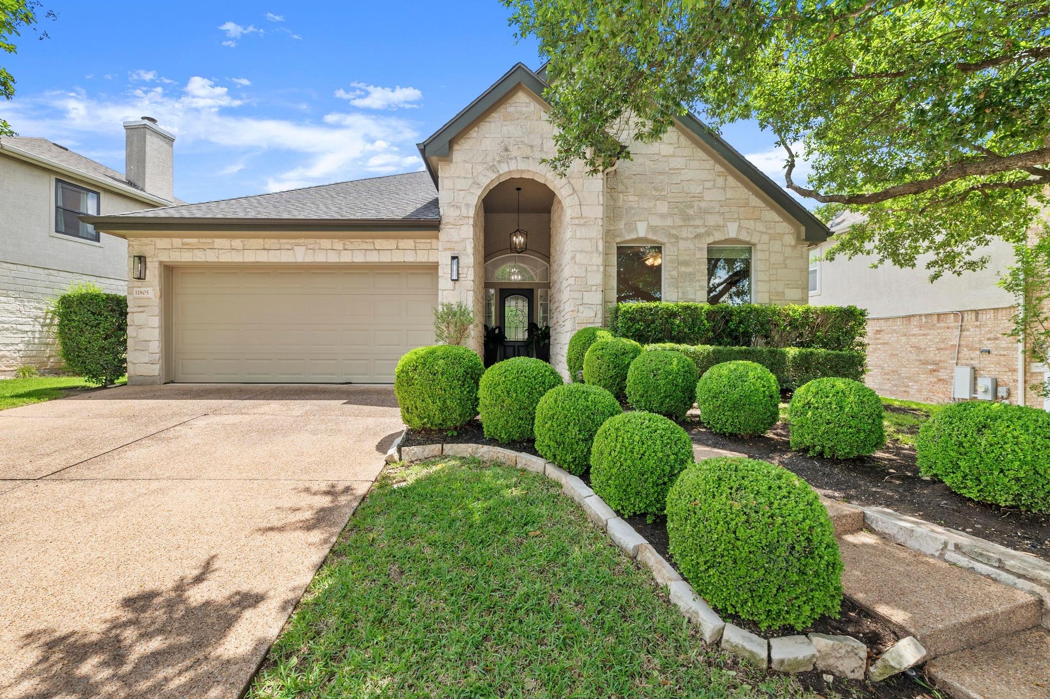 11805 Emerald Falls Dr Property Photo