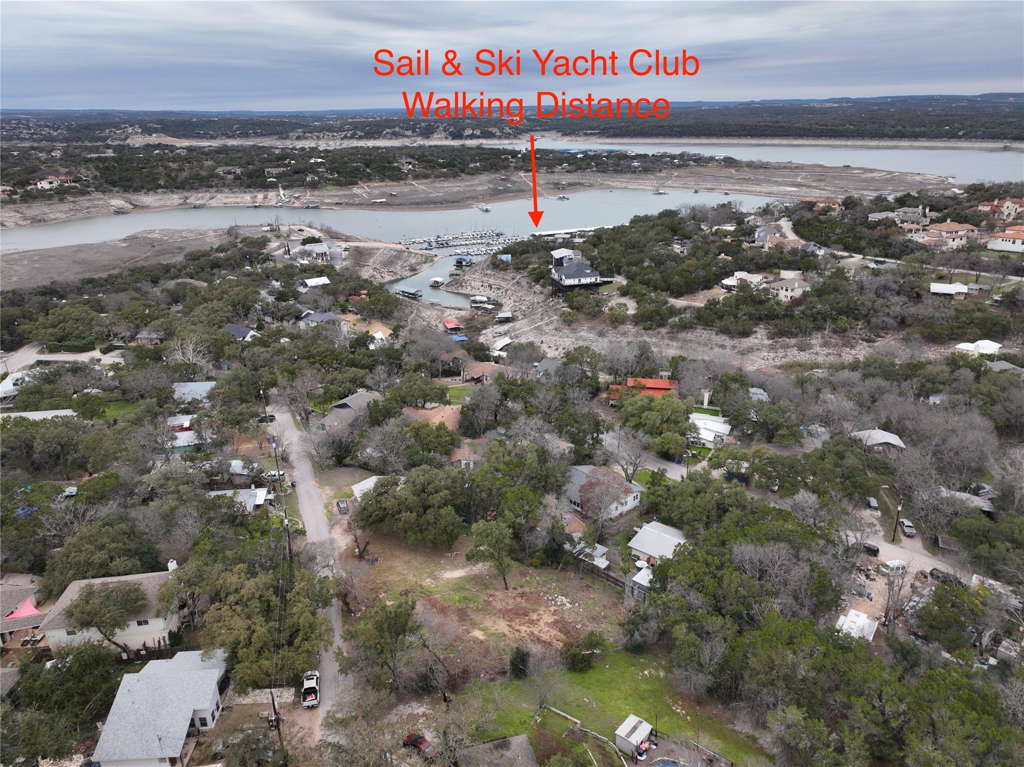 16110 Monks Mountain Dr Property Photo 4