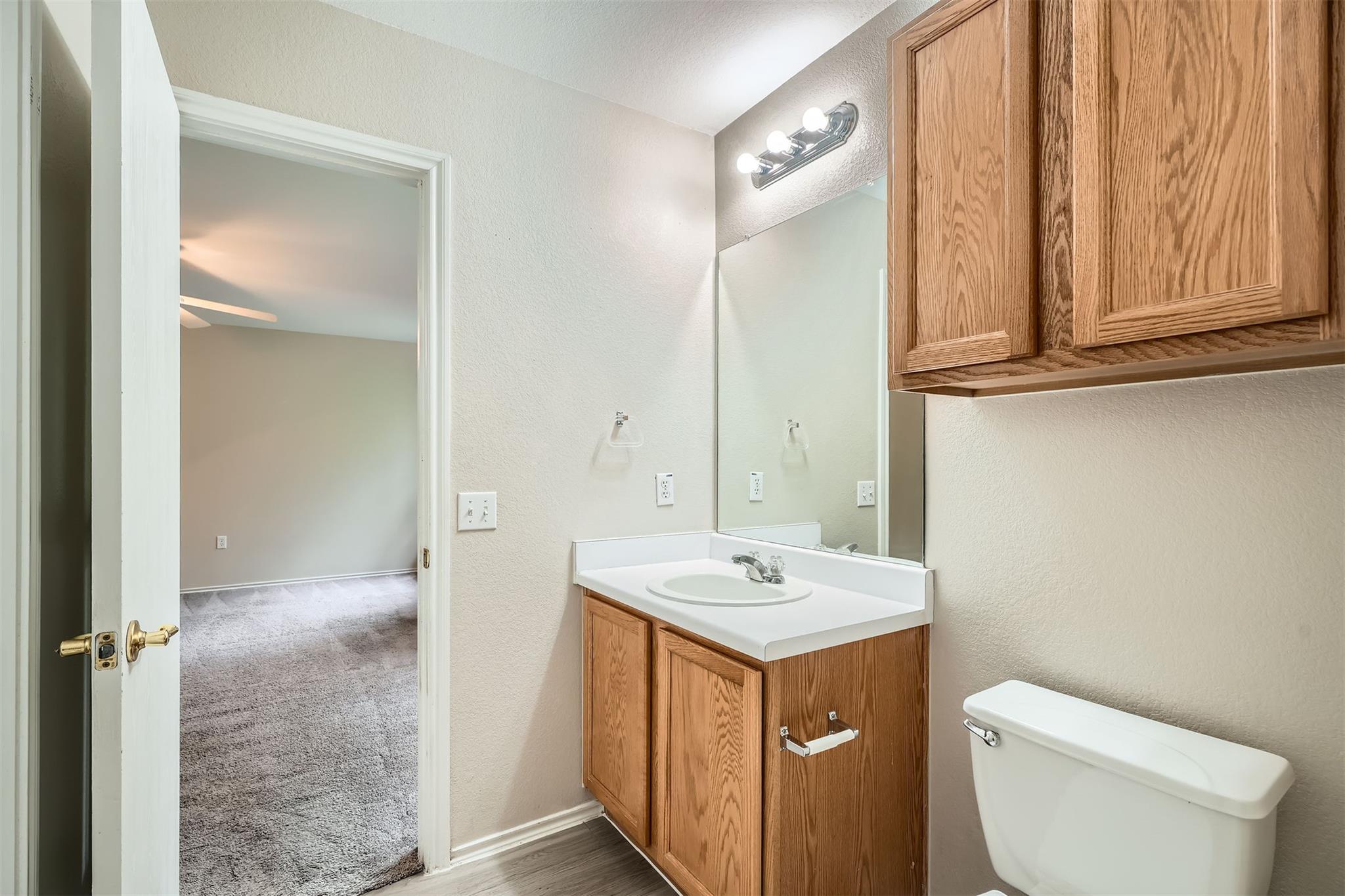 1609 Strickland Dr Property Photo 18