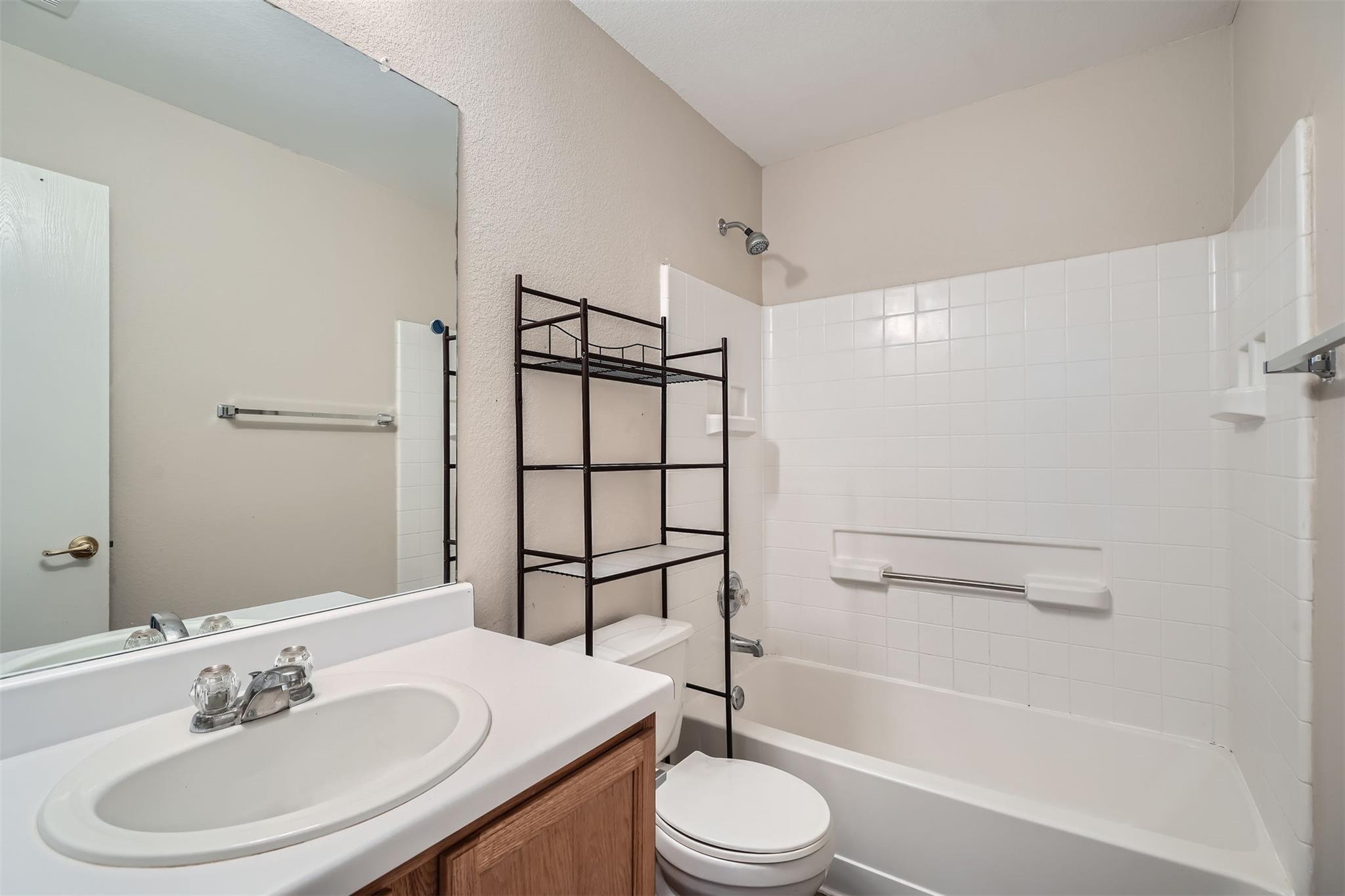 1609 Strickland Dr Property Photo 23
