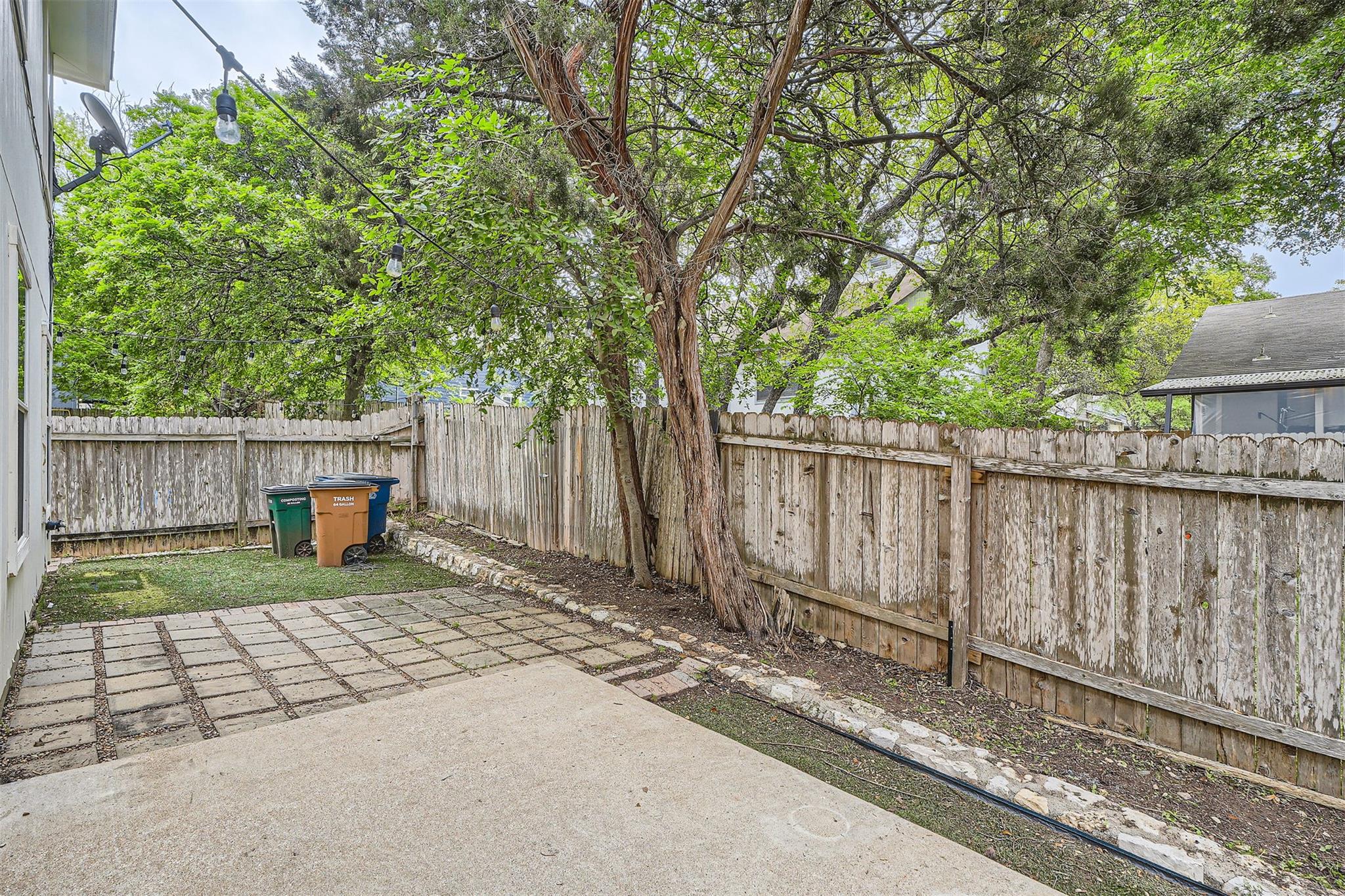 1609 Strickland Dr Property Photo 27