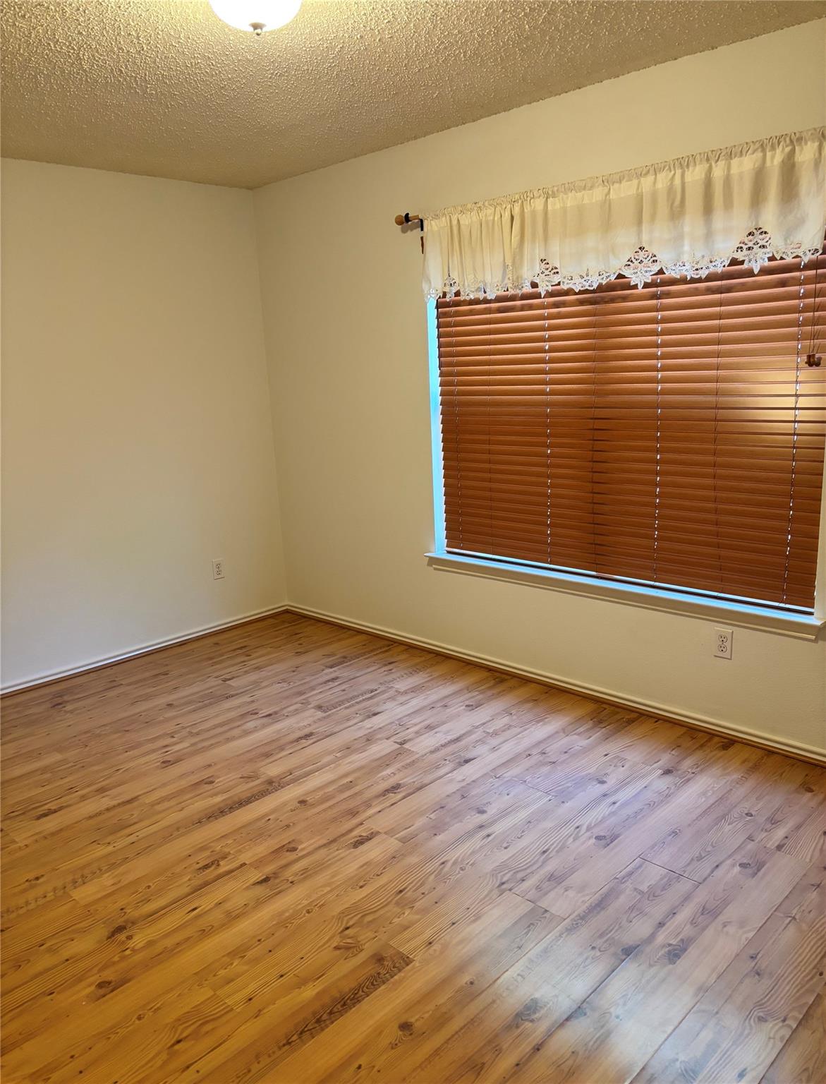 2508 Byfield Dr Property Photo 15