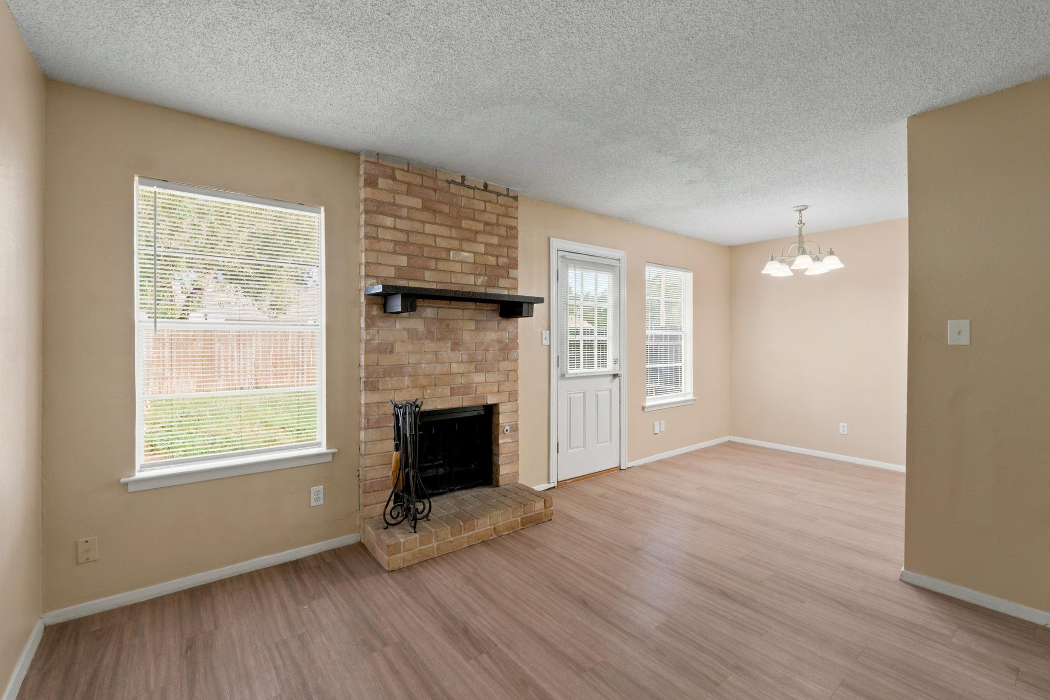 418 Linden St #b Property Photo 6