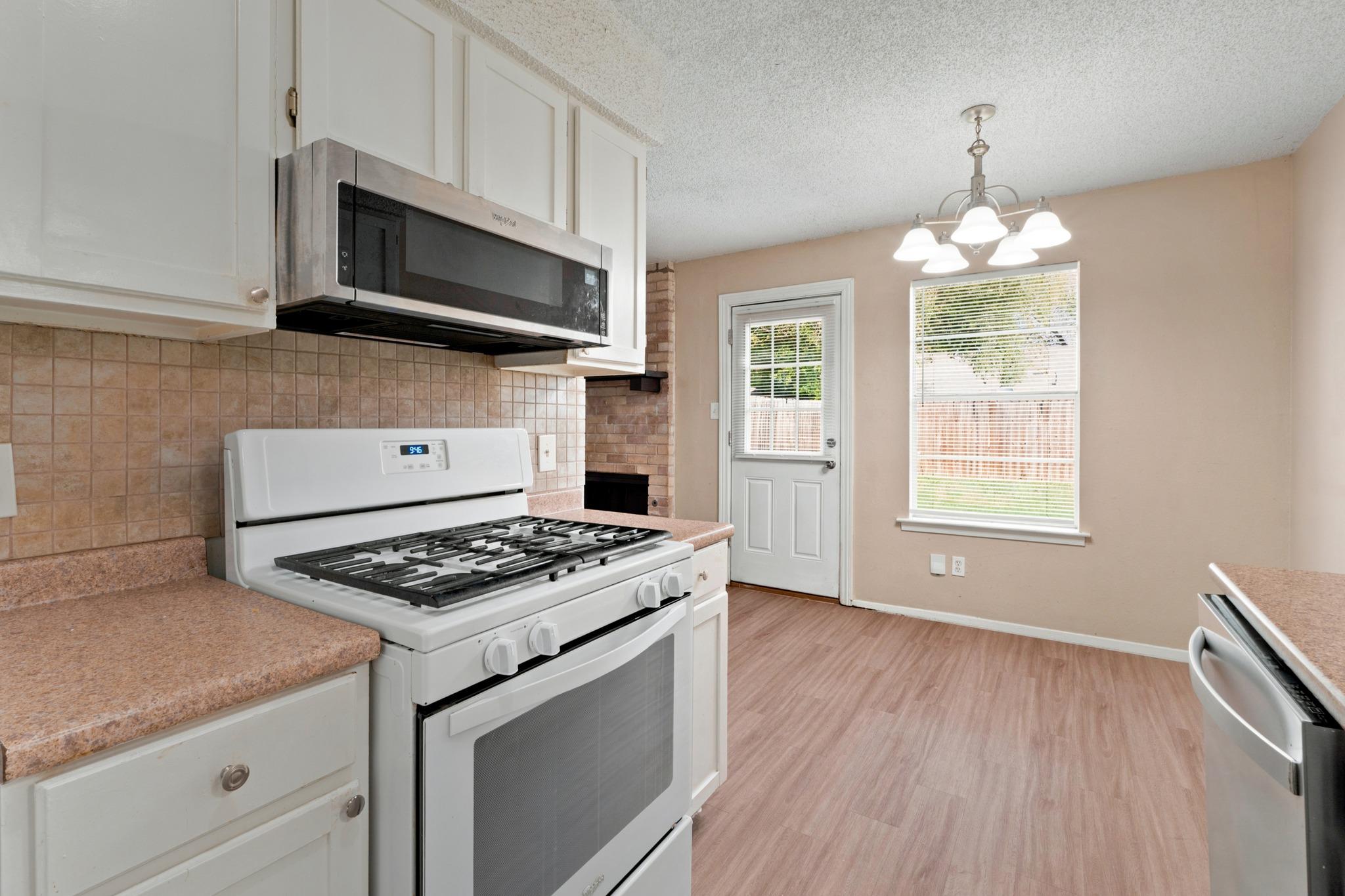 418 Linden St #b Property Photo 10