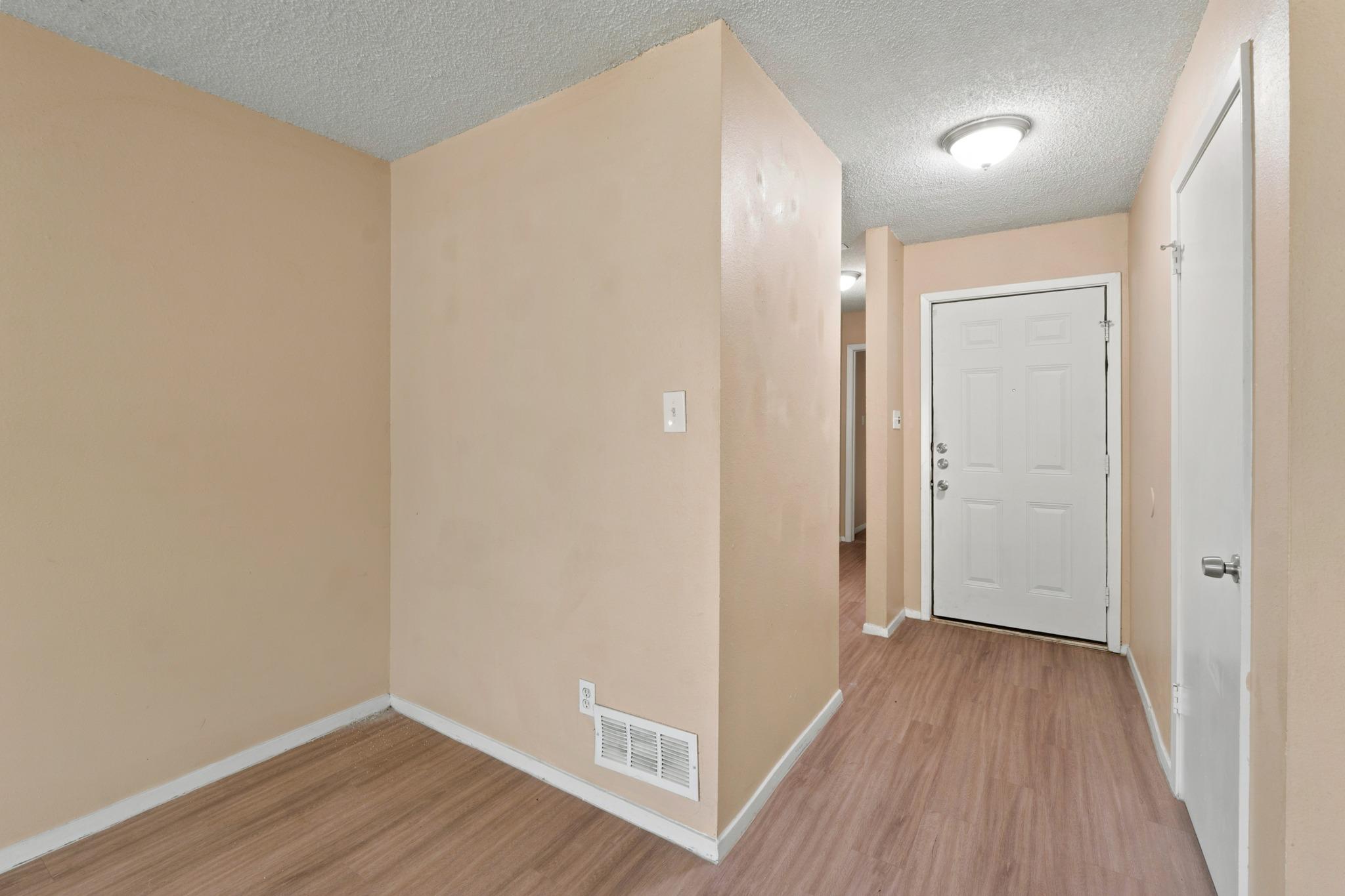 418 Linden St #b Property Photo 13