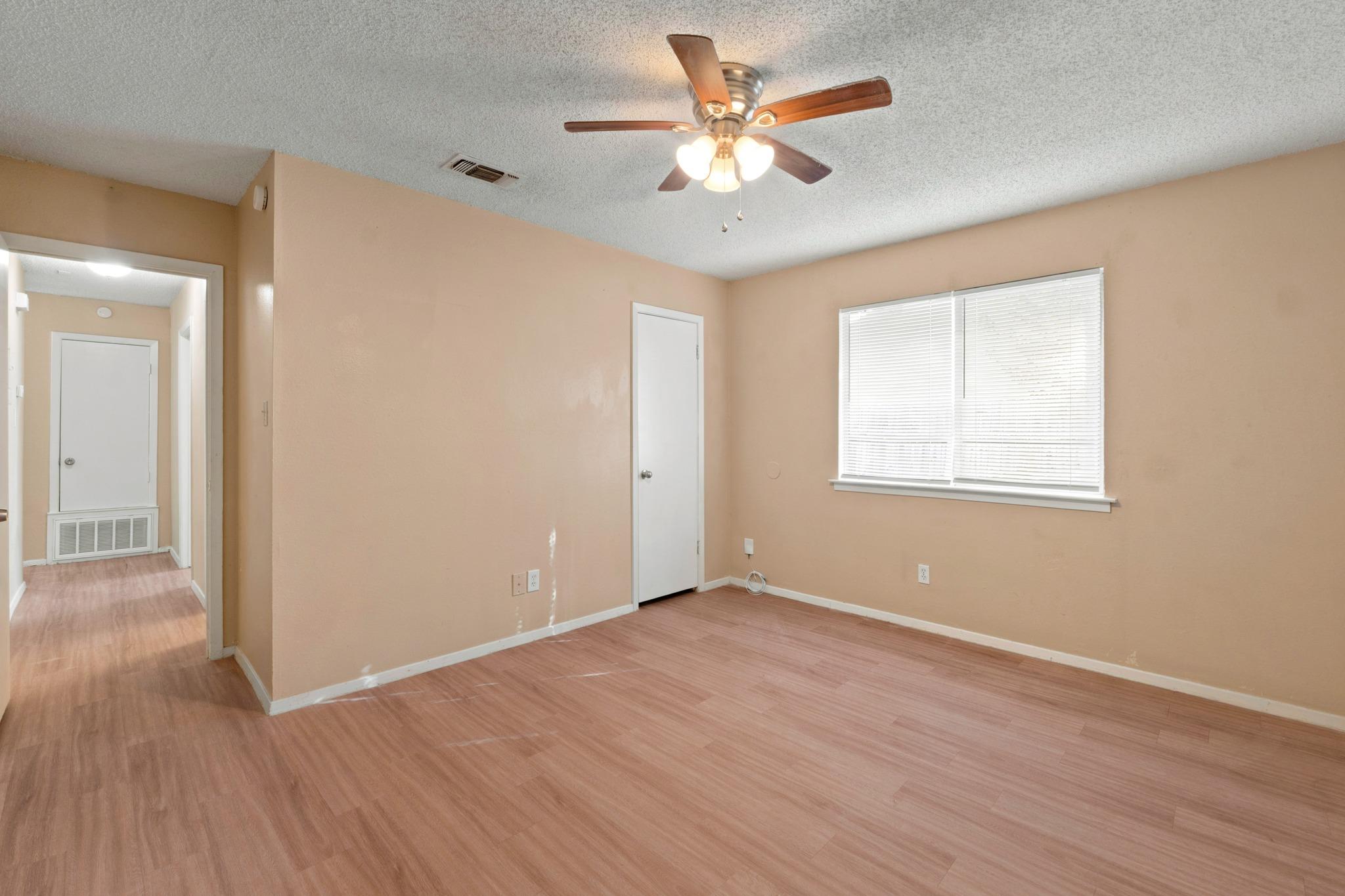 418 Linden St #b Property Photo 15