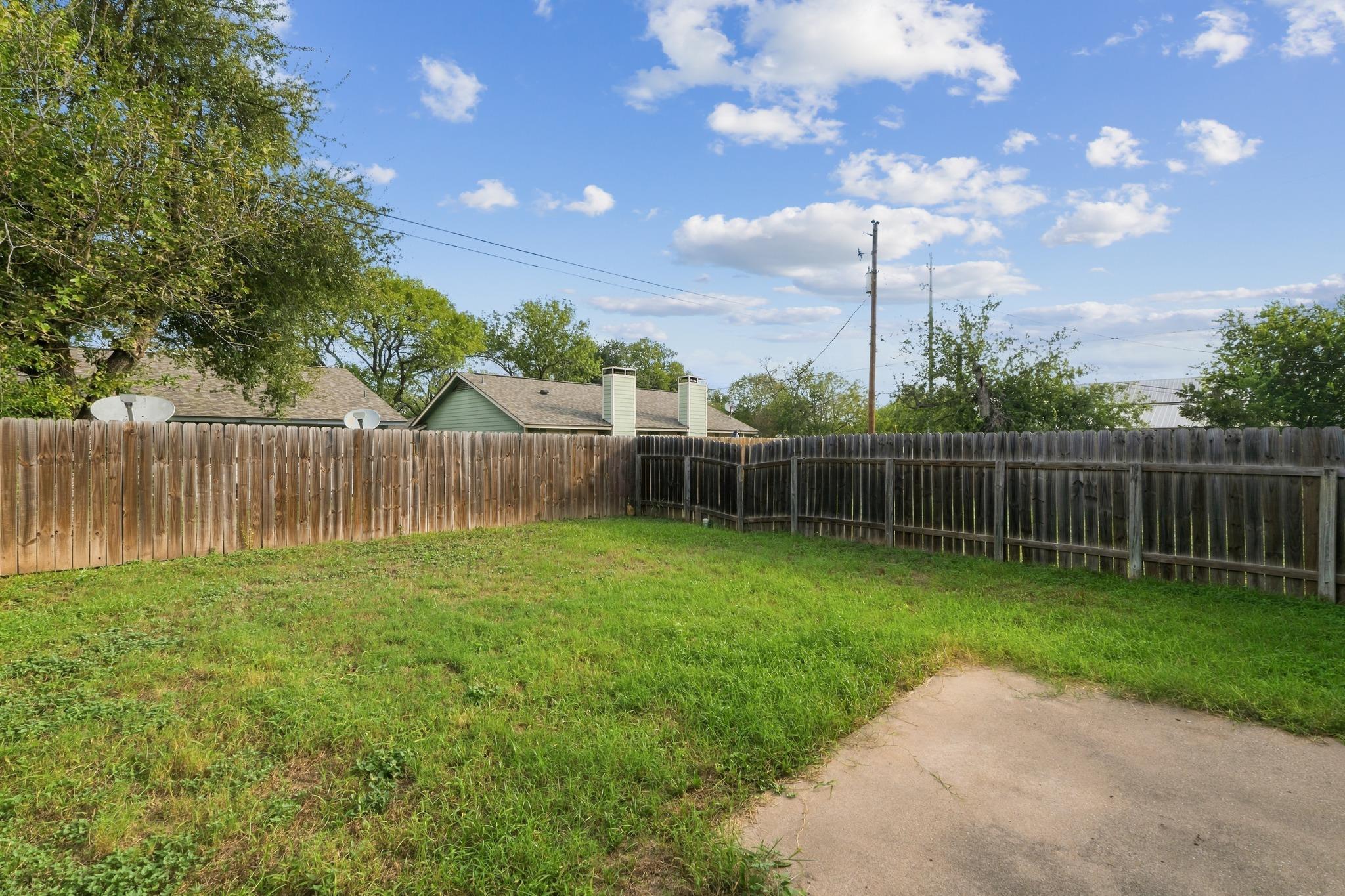 418 Linden St #b Property Photo 18