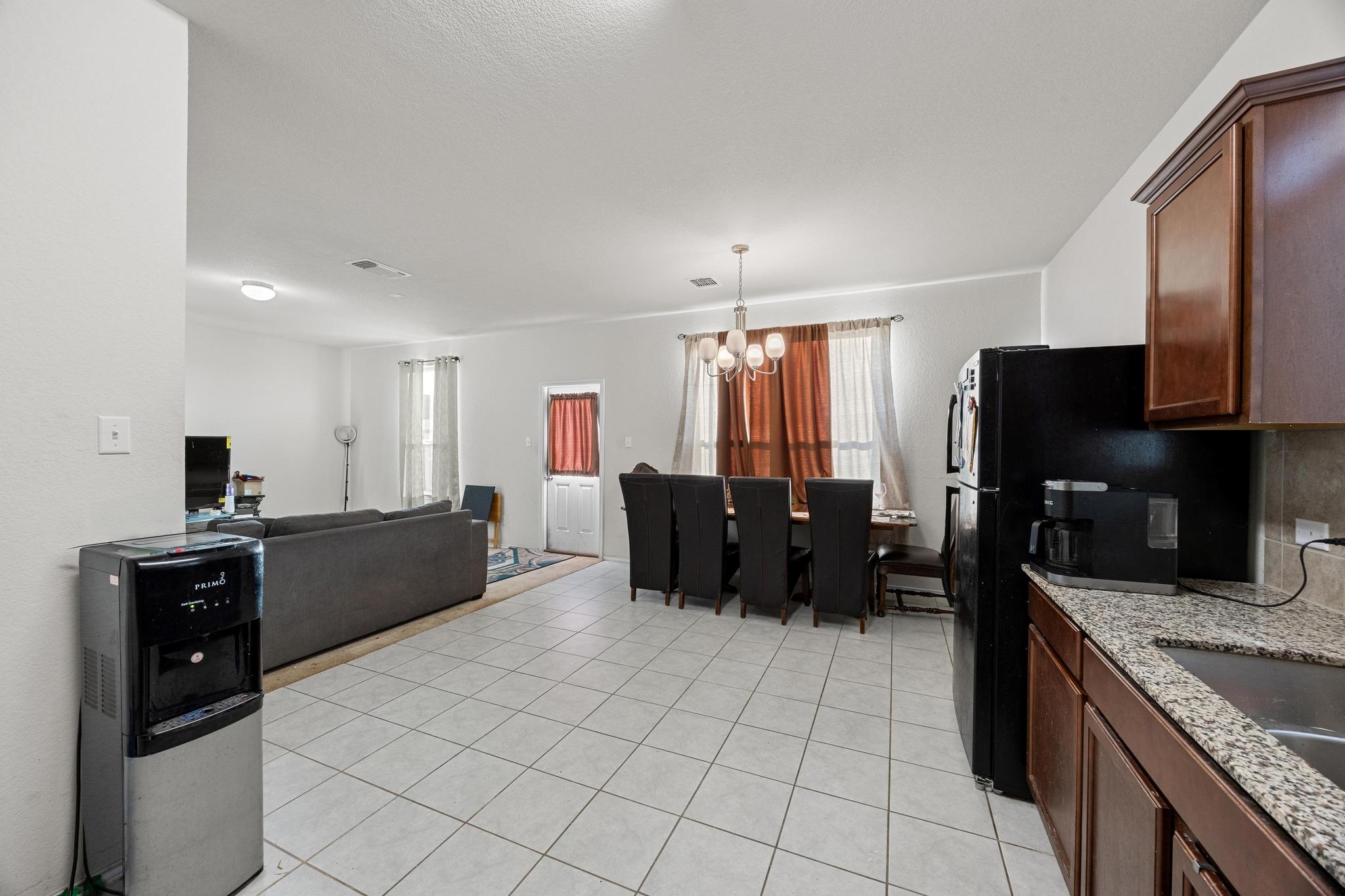 204 Perugia St Property Photo 14