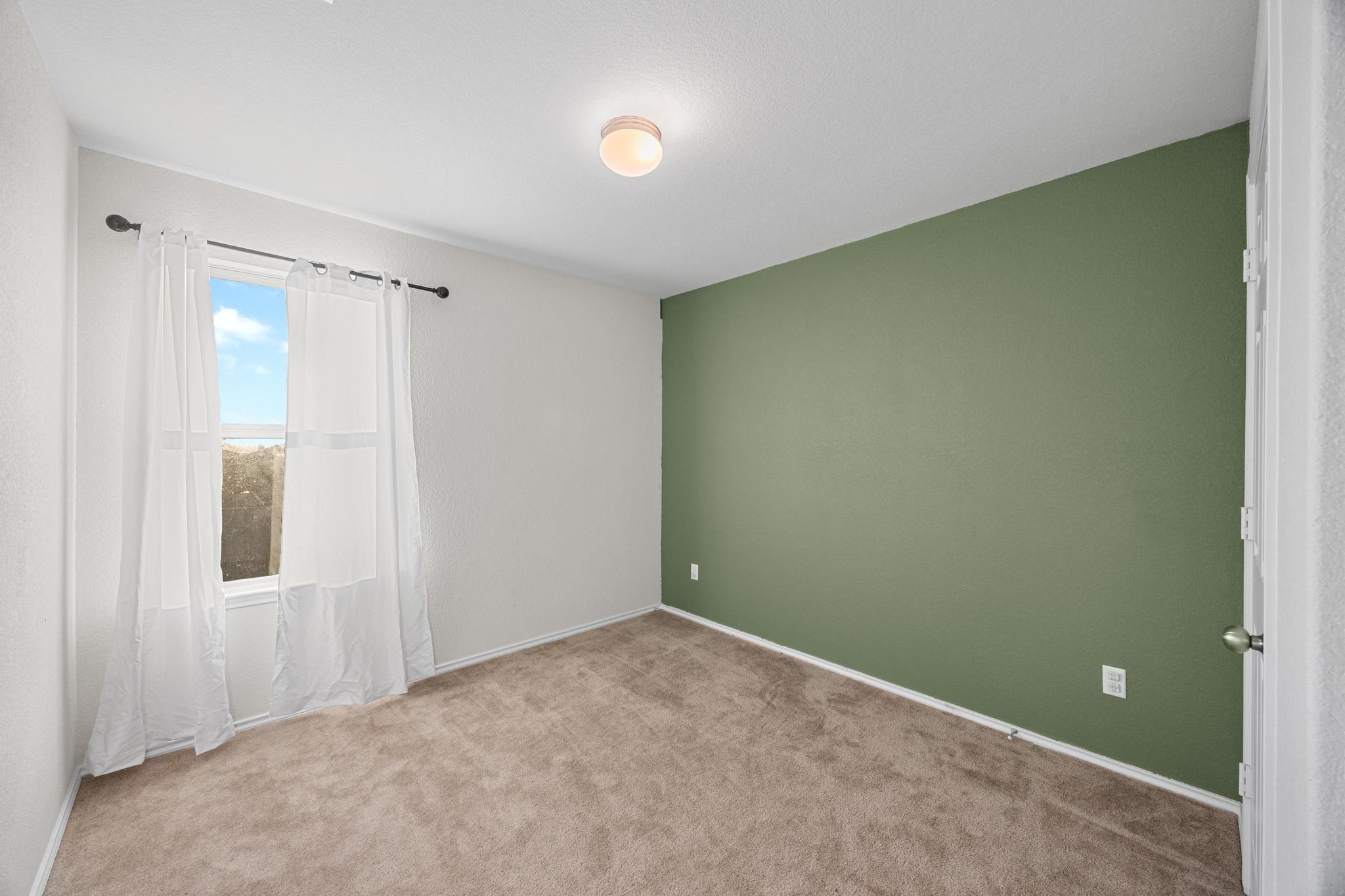 204 Perugia St Property Photo 18