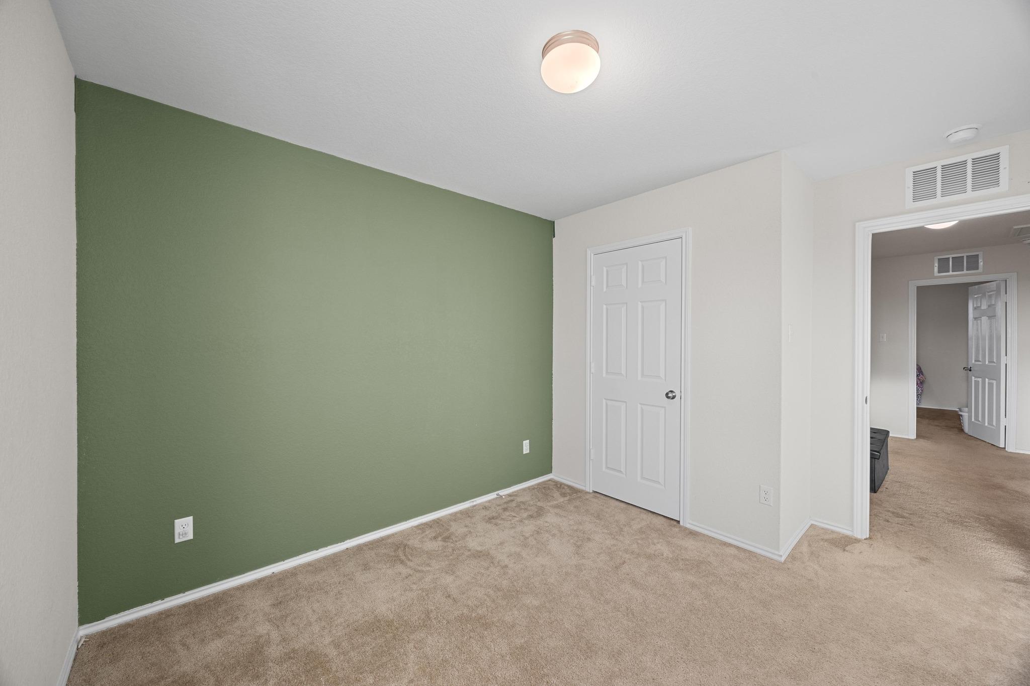 204 Perugia St Property Photo 20