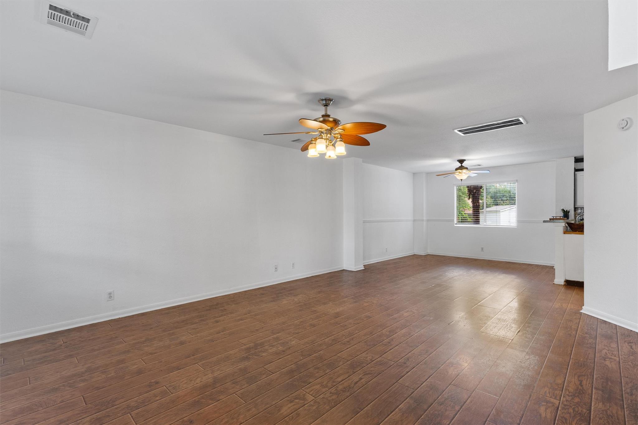 1623 War Horse Ln Property Photo 5