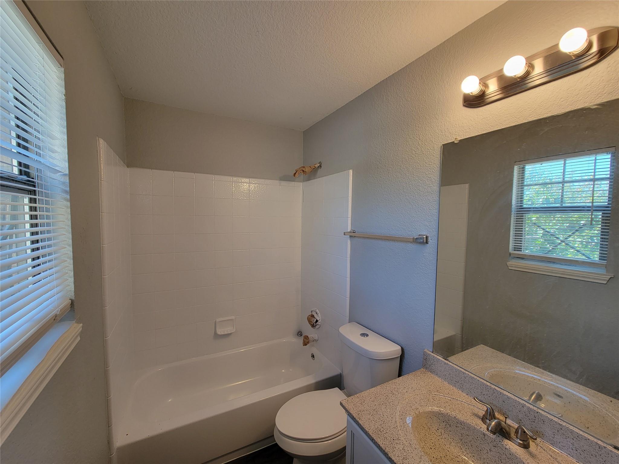 111 Cermeno Cv Property Photo 16