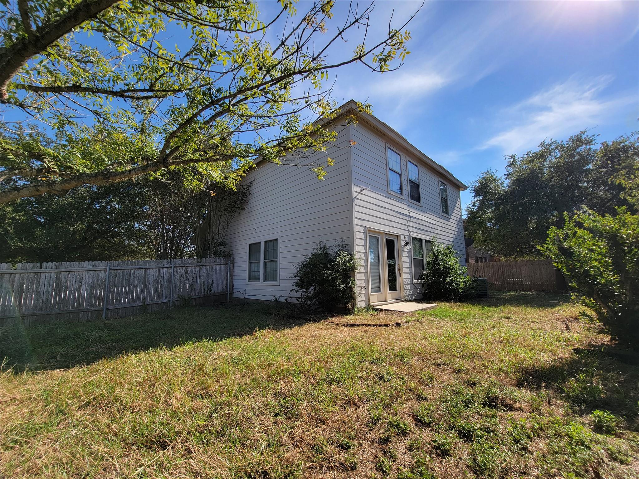 111 Cermeno Cv Property Photo 28