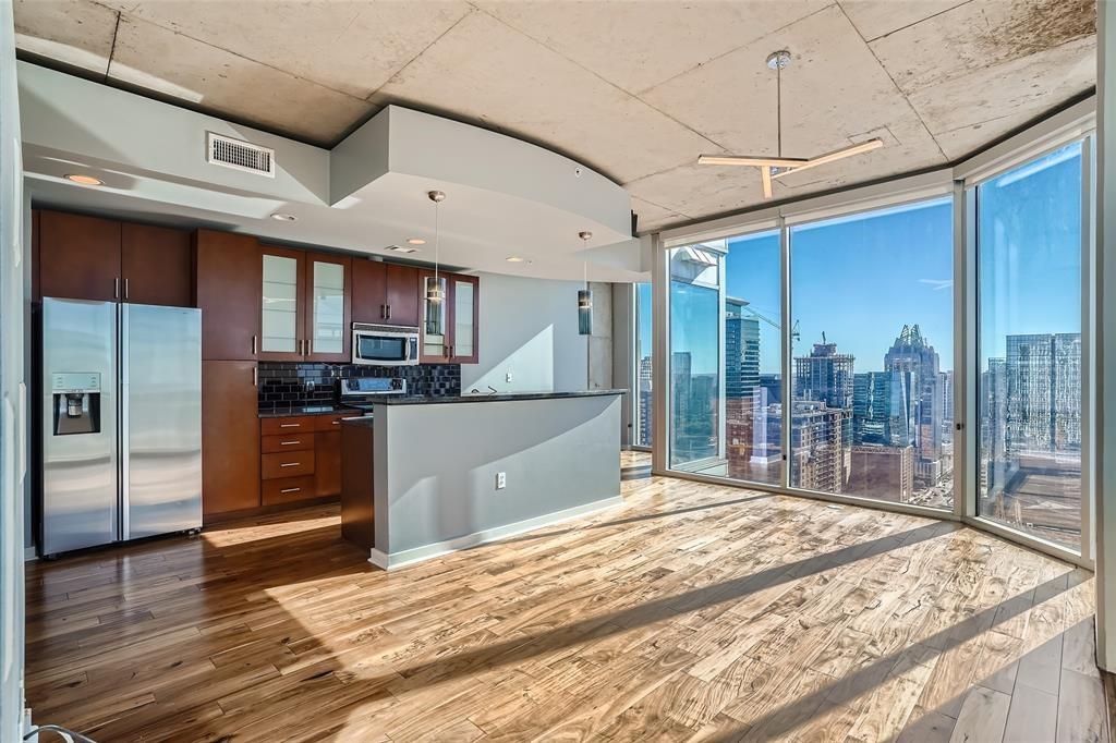 360 Nueces St #3501 Property Photo 4