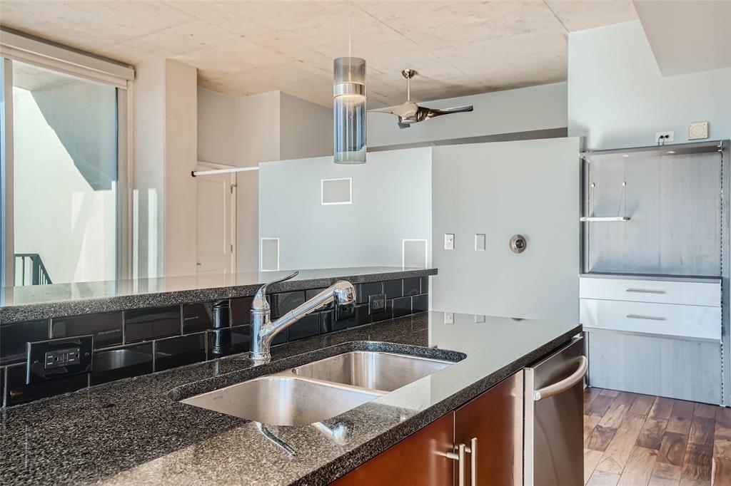 360 Nueces St #3501 Property Photo 18