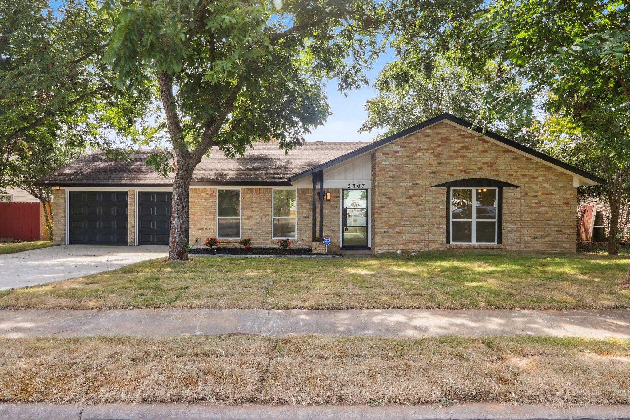 9807 Kendal Dr Property Photo 4
