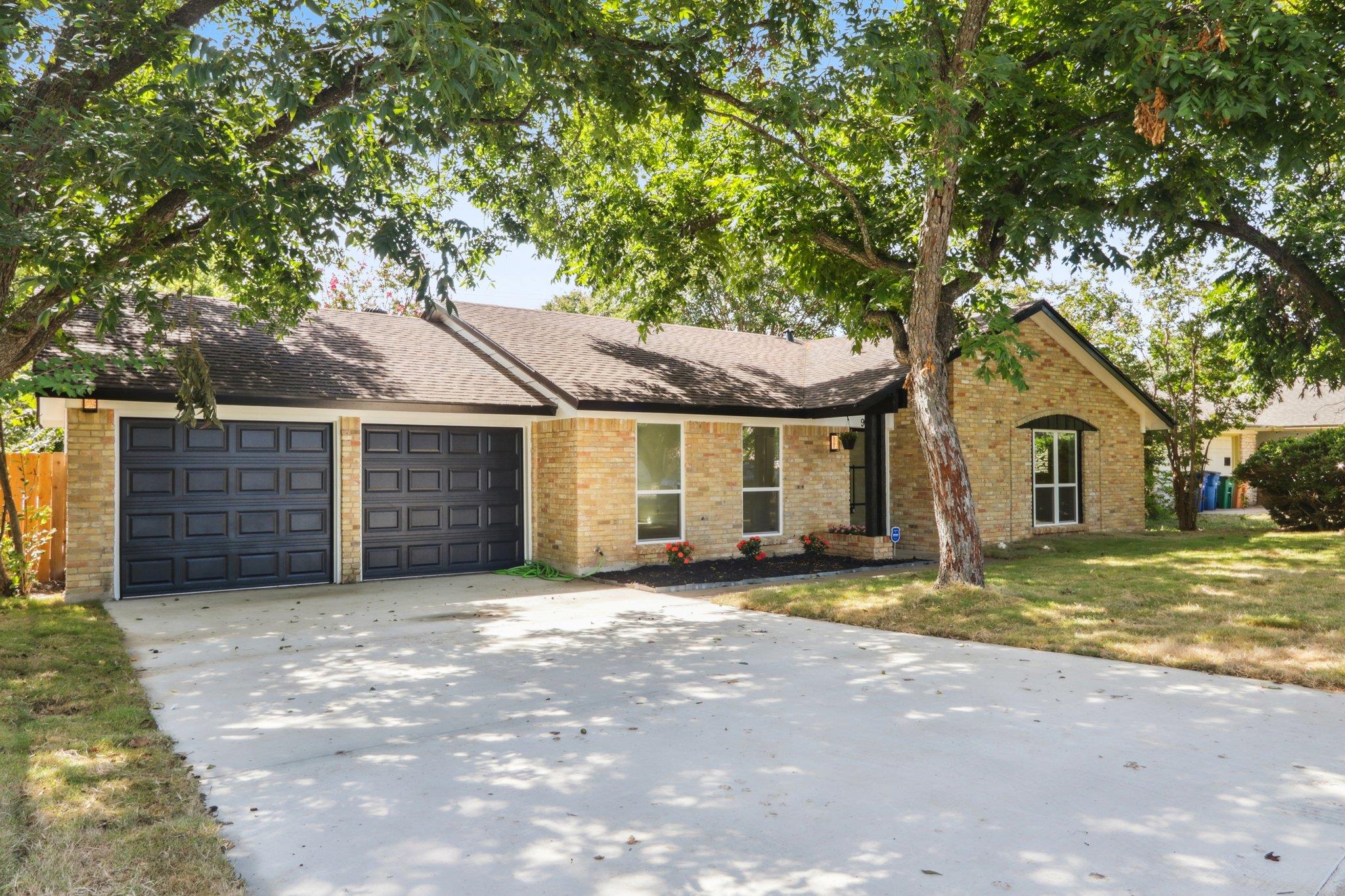 9807 Kendal Dr Property Photo 7